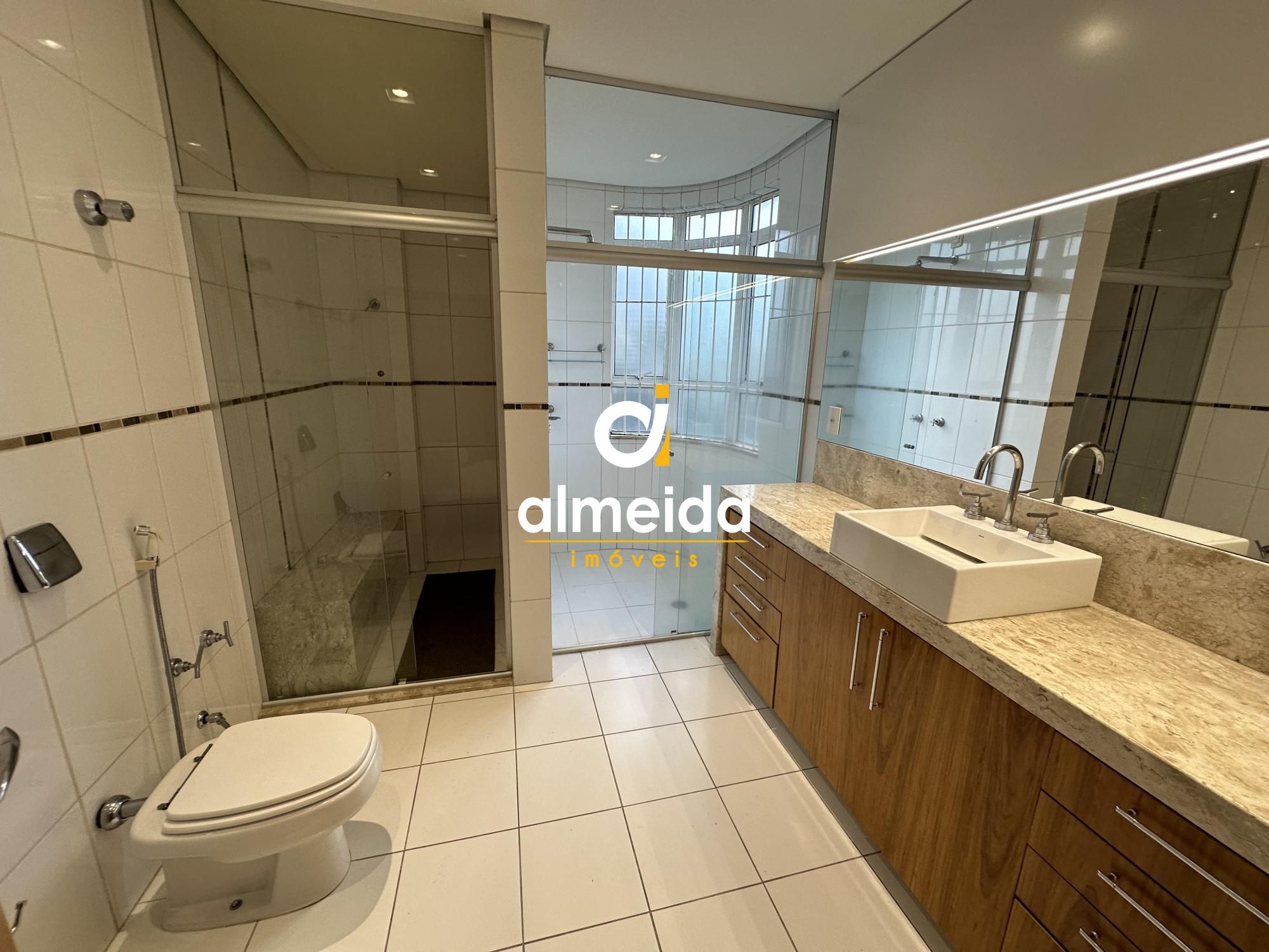 Apartamento à venda com 3 quartos, 221m² - Foto 67