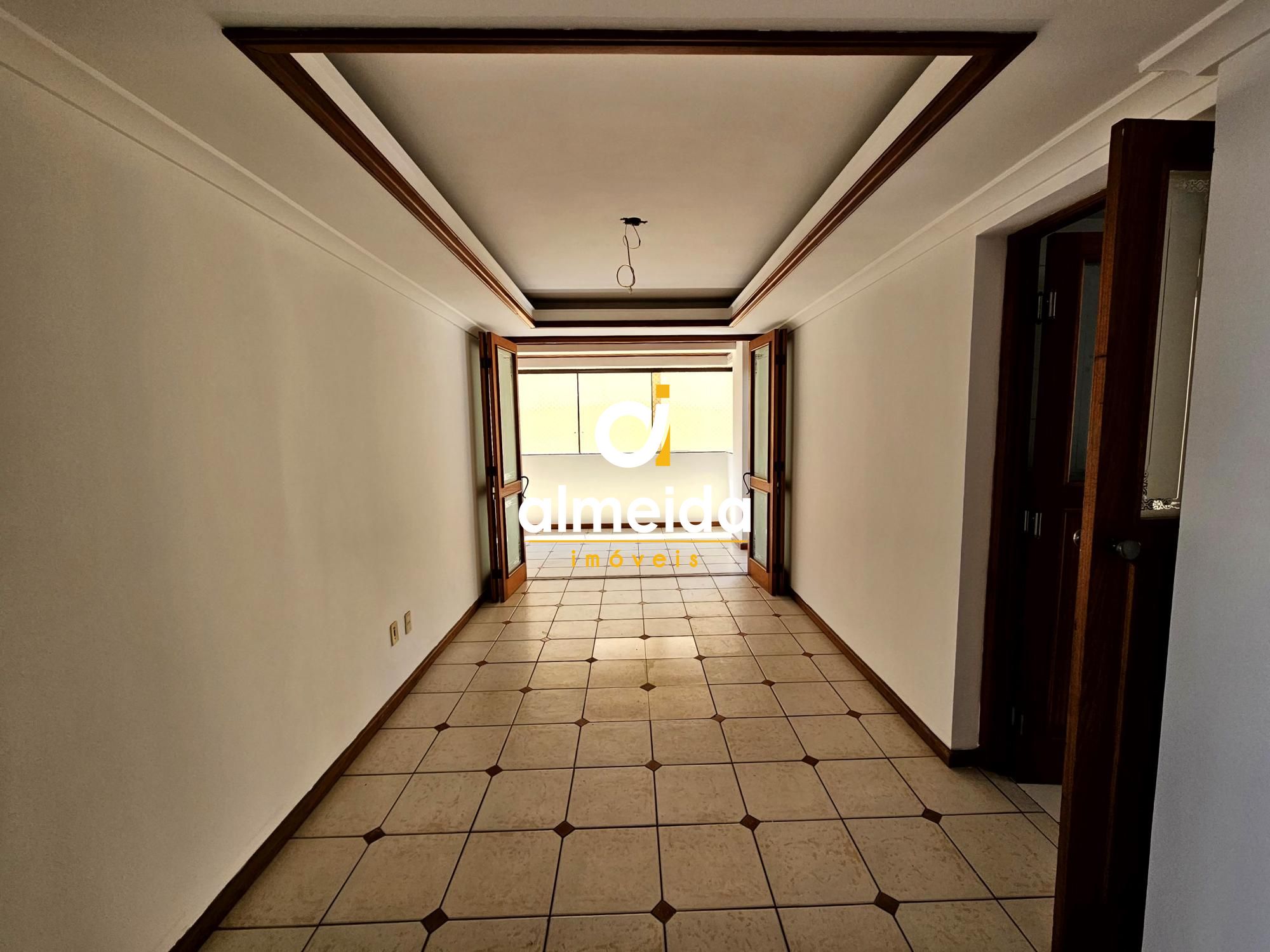 Apartamento para alugar com 3 quartos, 194m² - Foto 7