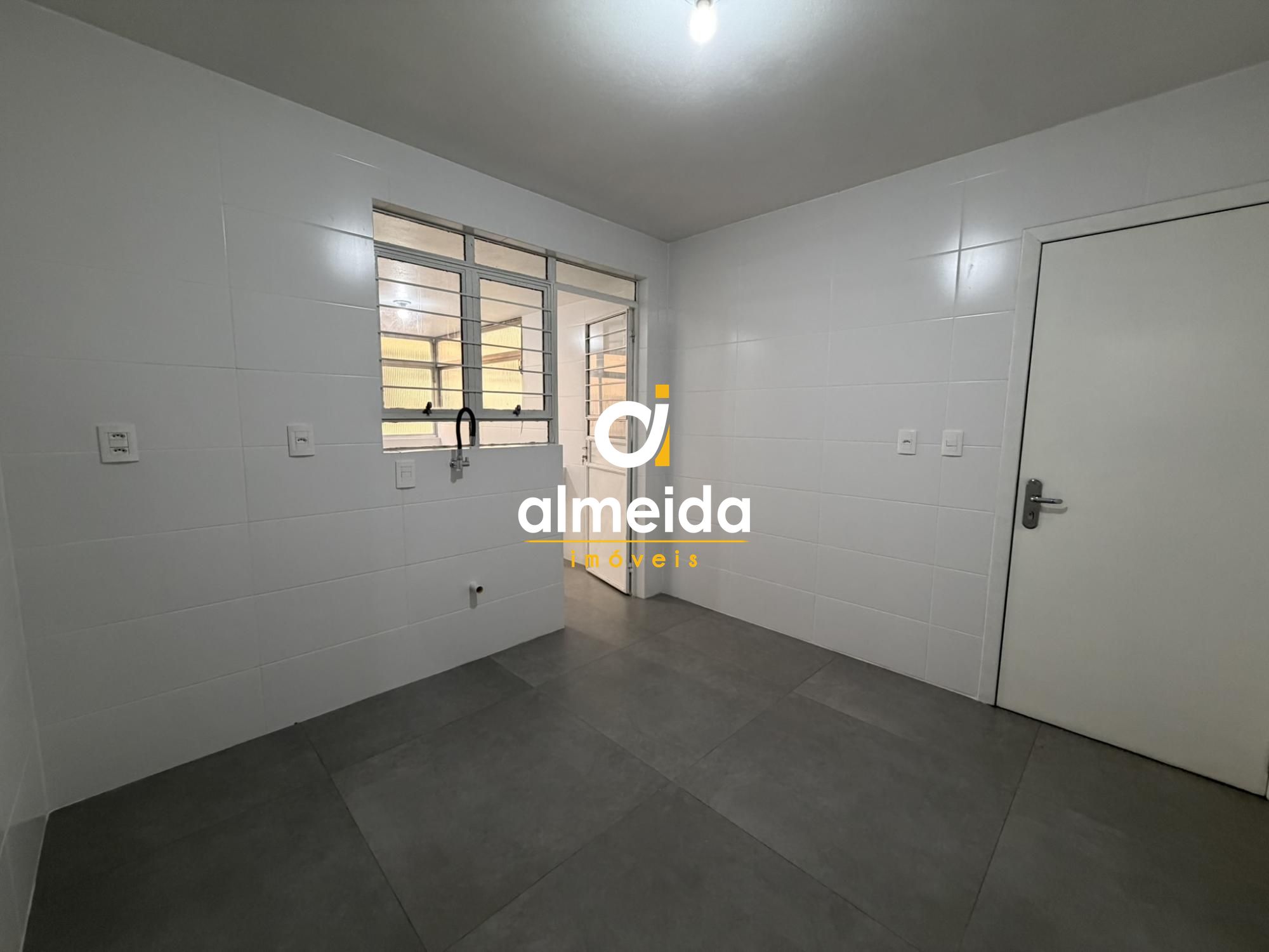 Apartamento 2 dormitórios à venda centro santa maria/rs