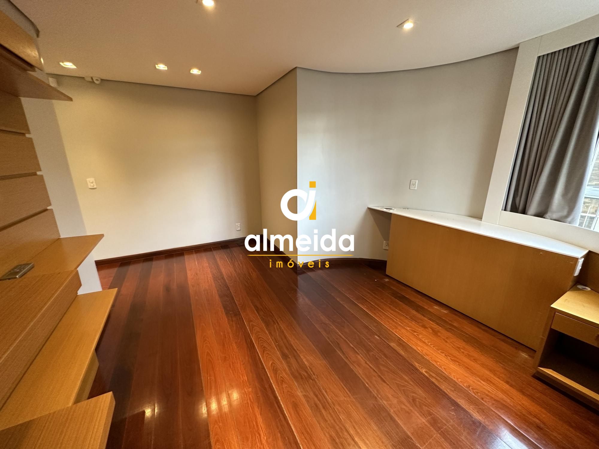 Apartamento à venda com 3 quartos, 221m² - Foto 65