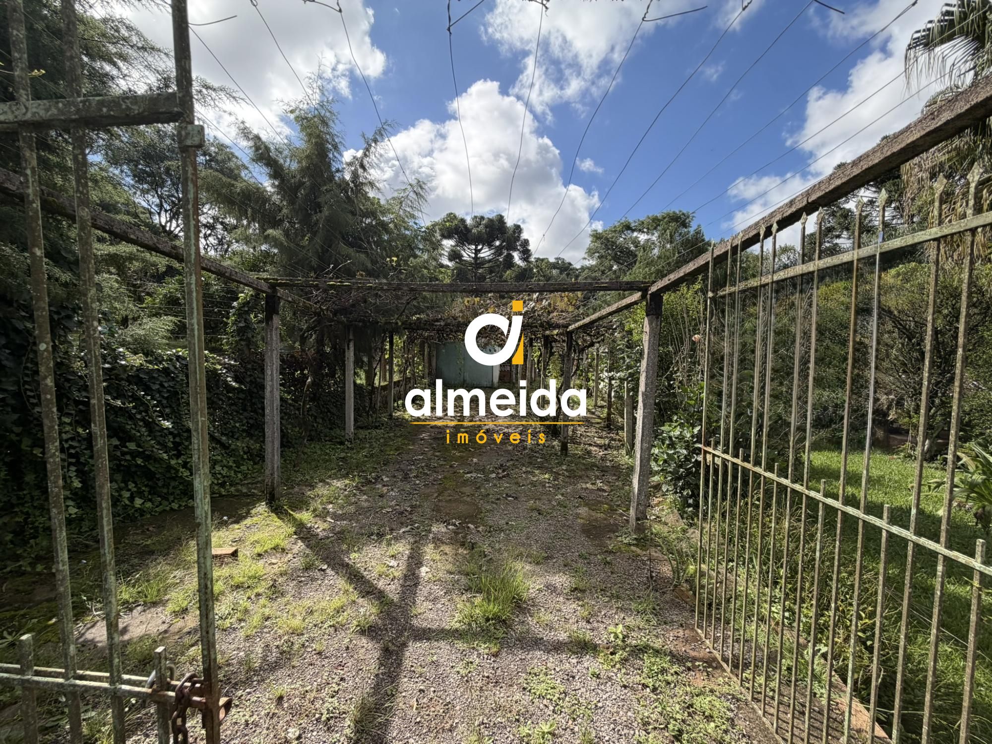 Excelente chacara com 2500m2 no parque serrano em itaara.