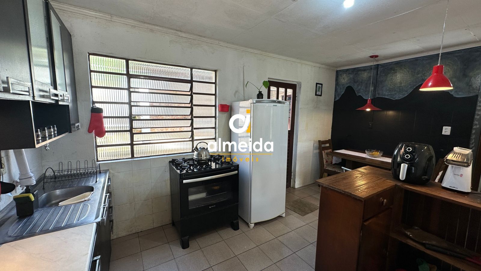 Casa à venda com 2 quartos, 118m² - Foto 8