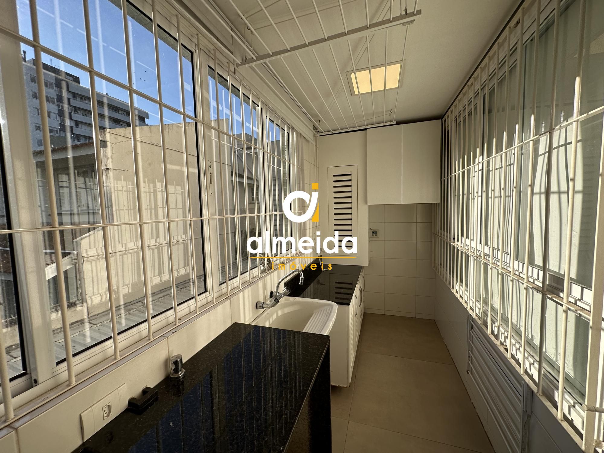 Apartamento à venda com 3 quartos, 221m² - Foto 40