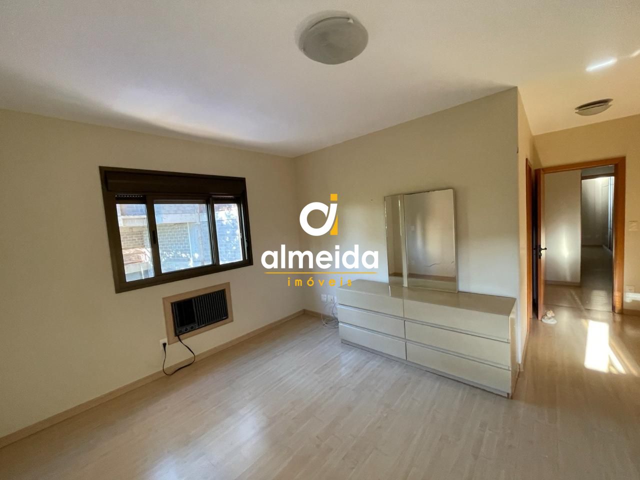 Apartamento à venda com 3 quartos, 209m² - Foto 28