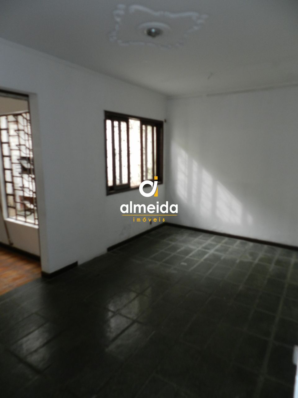 Casa à venda com 3 quartos, 95m² - Foto 13