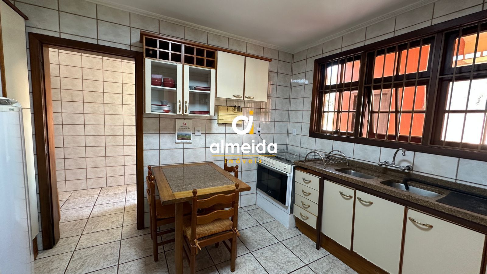 Linda residência no bairro nossa senhora de lourdes