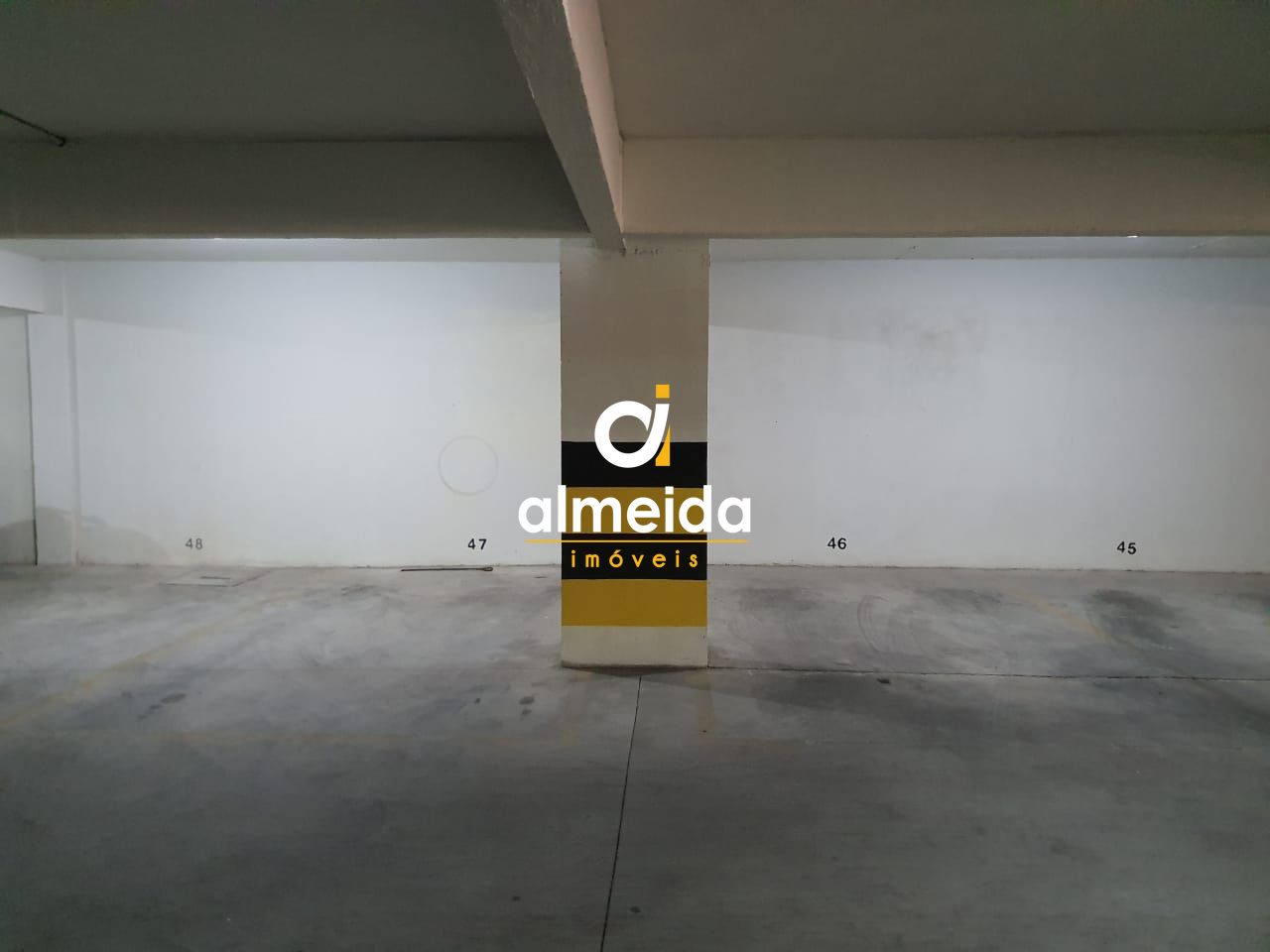 Apartamento à venda com 2 quartos, 82m² - Foto 28