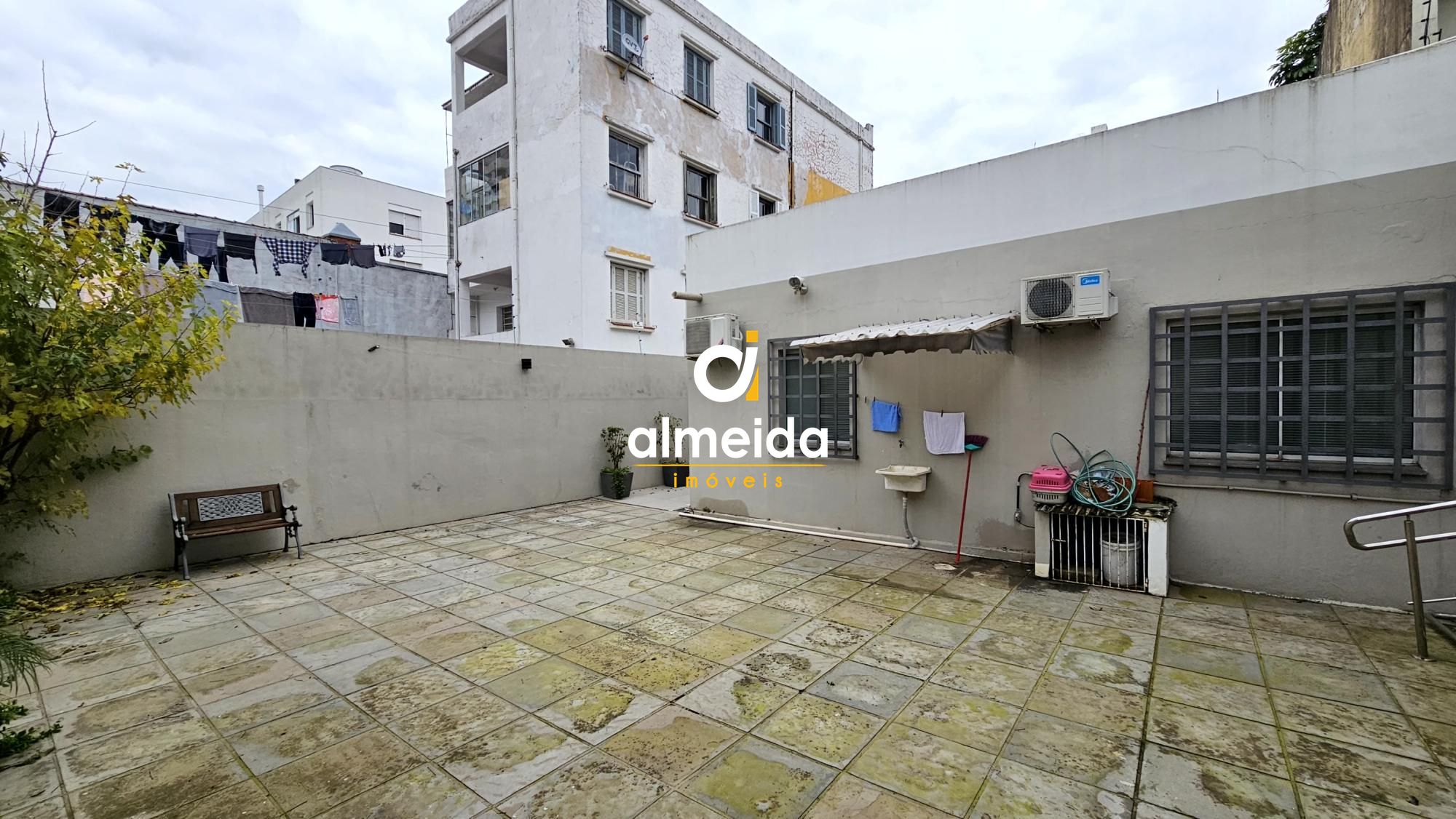 Sala comercial 4 dormitórios para alugar centro santa maria/