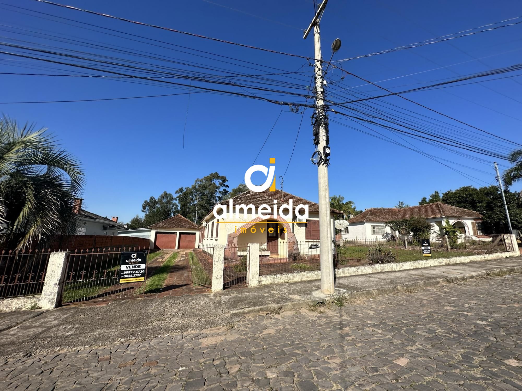 Casa à venda  no Camobi - Santa Maria, RS. Imóveis