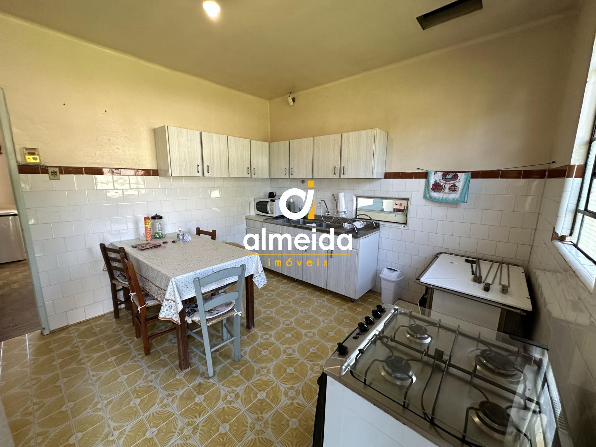 Casa à venda com 3 quartos, 231m² - Foto 18