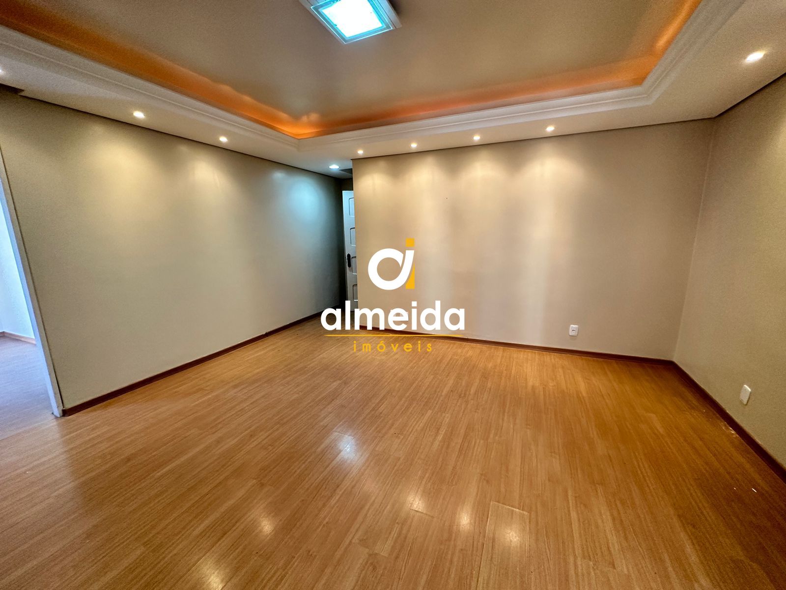 Casa à venda e aluguel com 4 quartos, 360m² - Foto 18