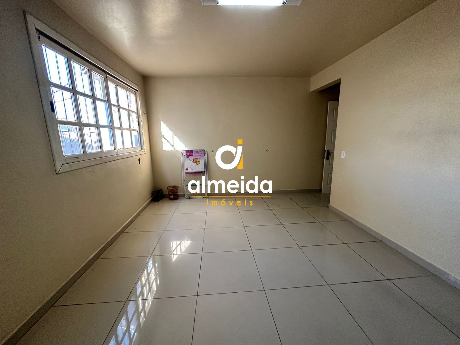 Casa à venda e aluguel com 4 quartos, 360m² - Foto 36