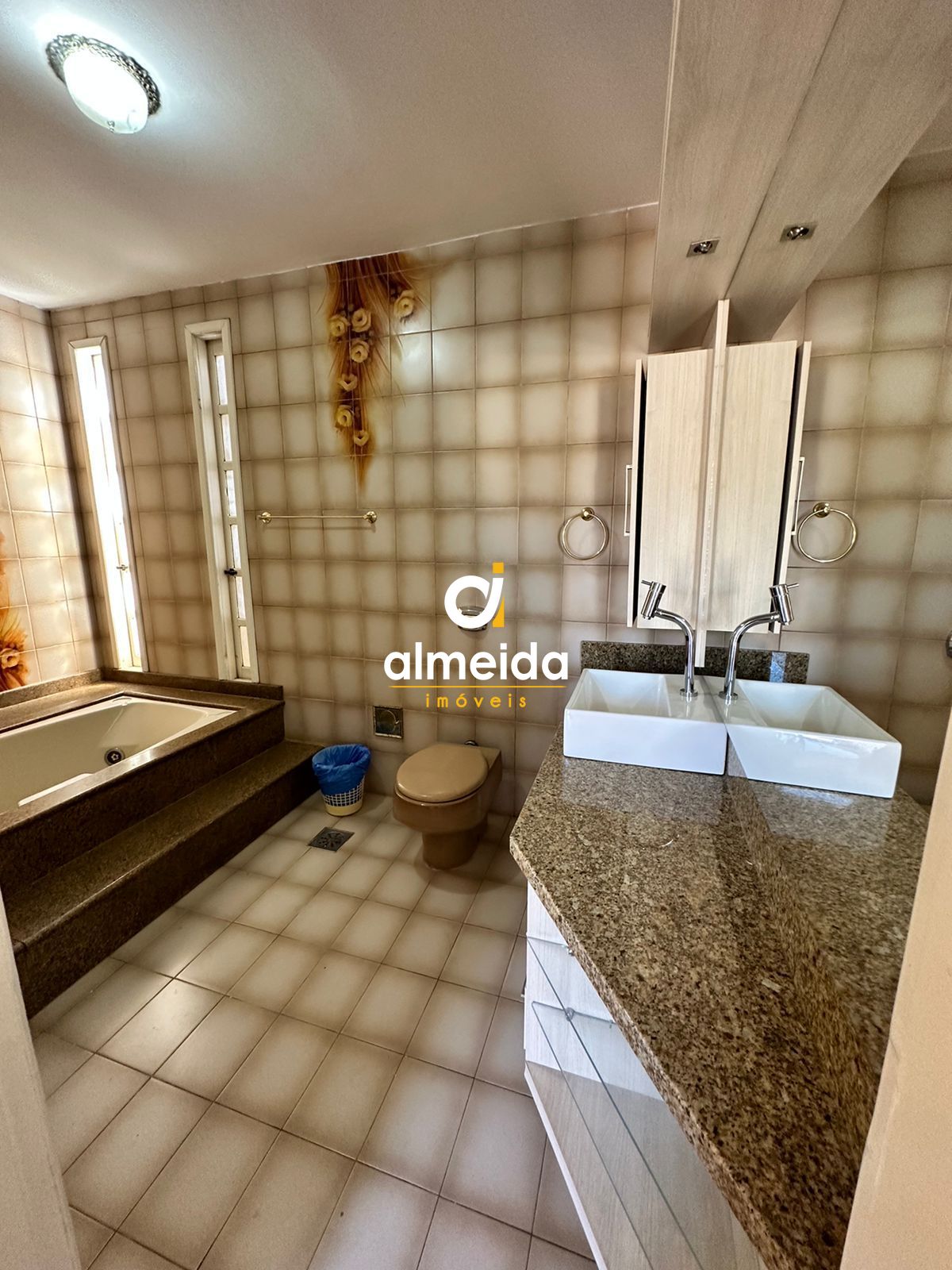 Casa à venda e aluguel com 4 quartos, 360m² - Foto 12