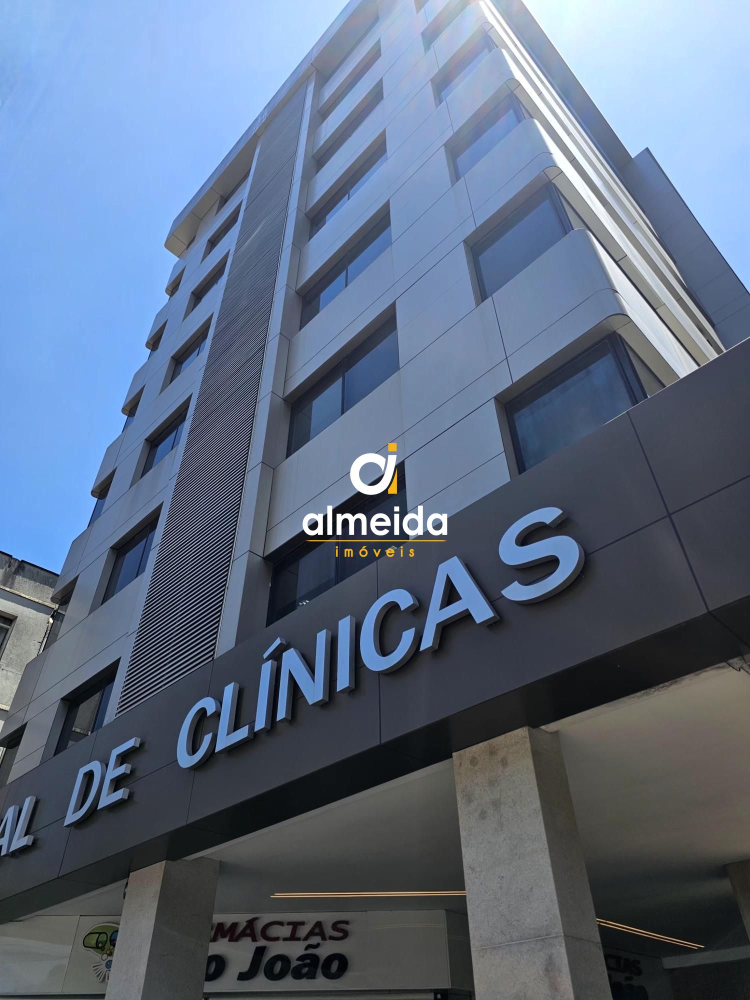 Sala comercial à venda  no Centro - Santa Maria, RS. Imóveis