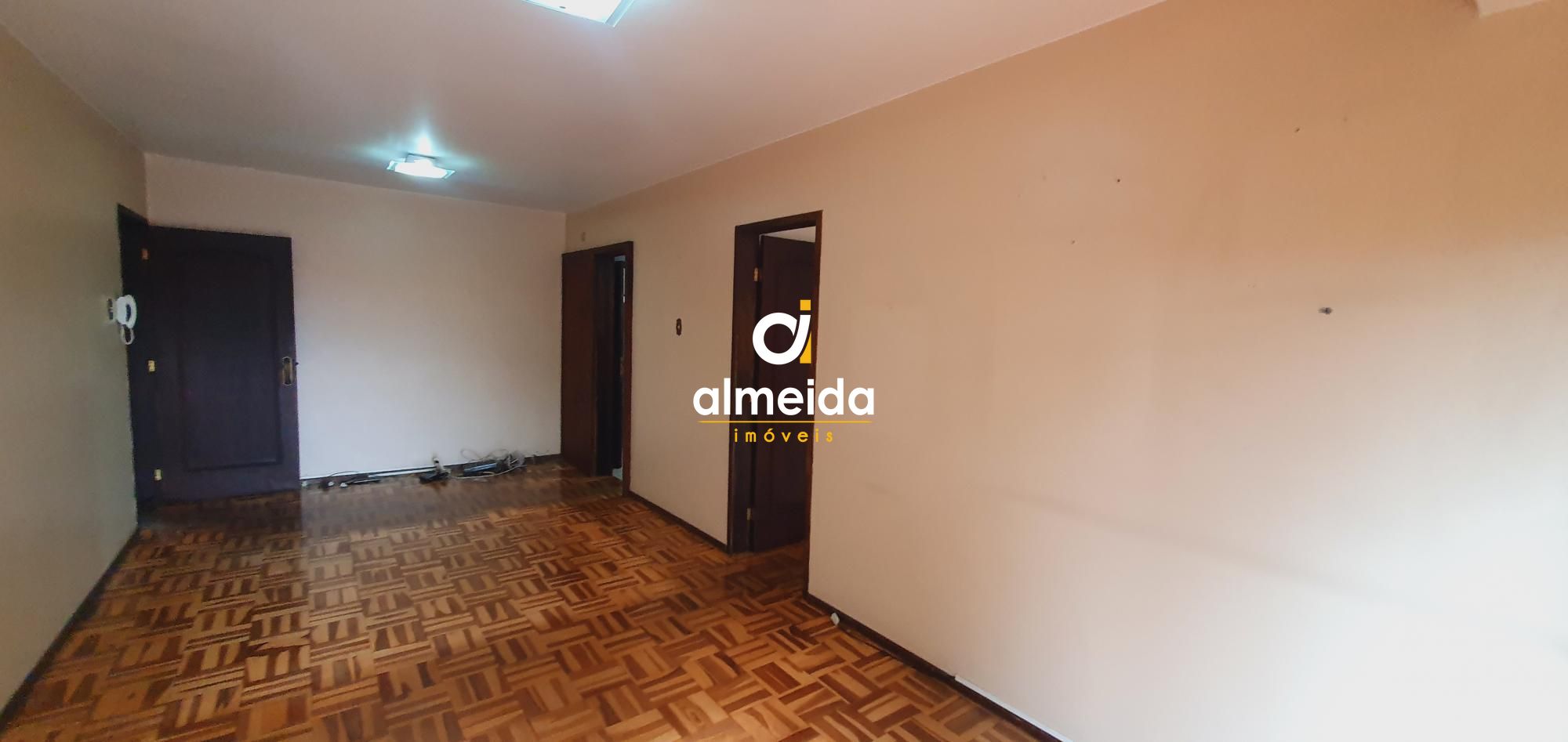 Casa para alugar com 8 quartos, 350m² - Foto 16