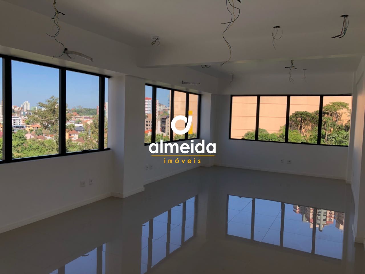 Conjunto Comercial-Sala à venda com 1 quarto, 36m² - Foto 2