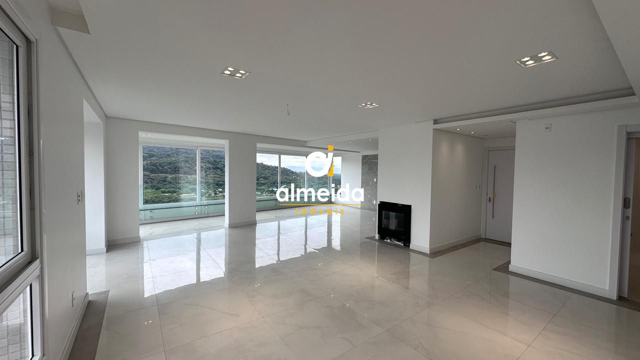 Apartamento alto padrão