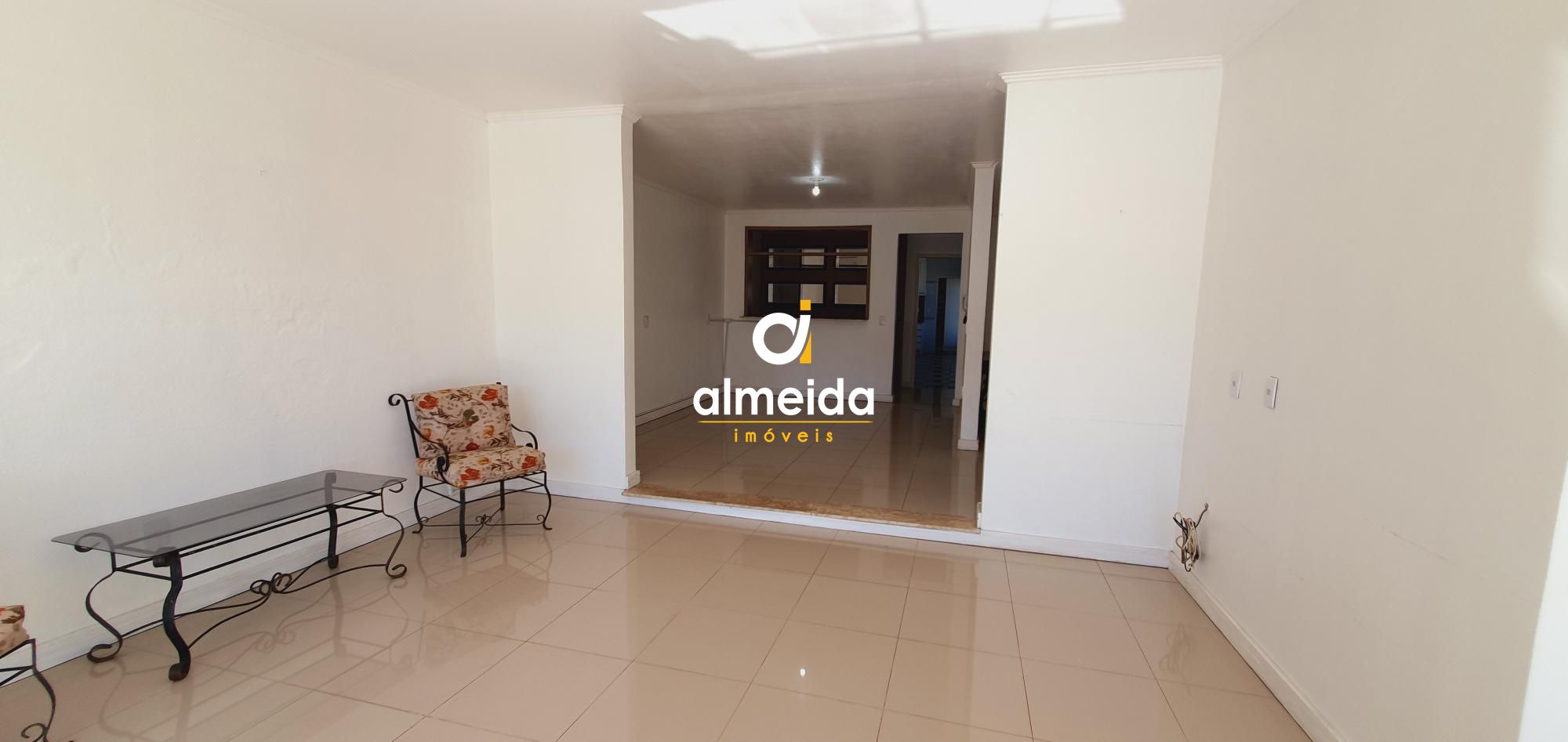Casa maravilhosa no bairro duque com piscina