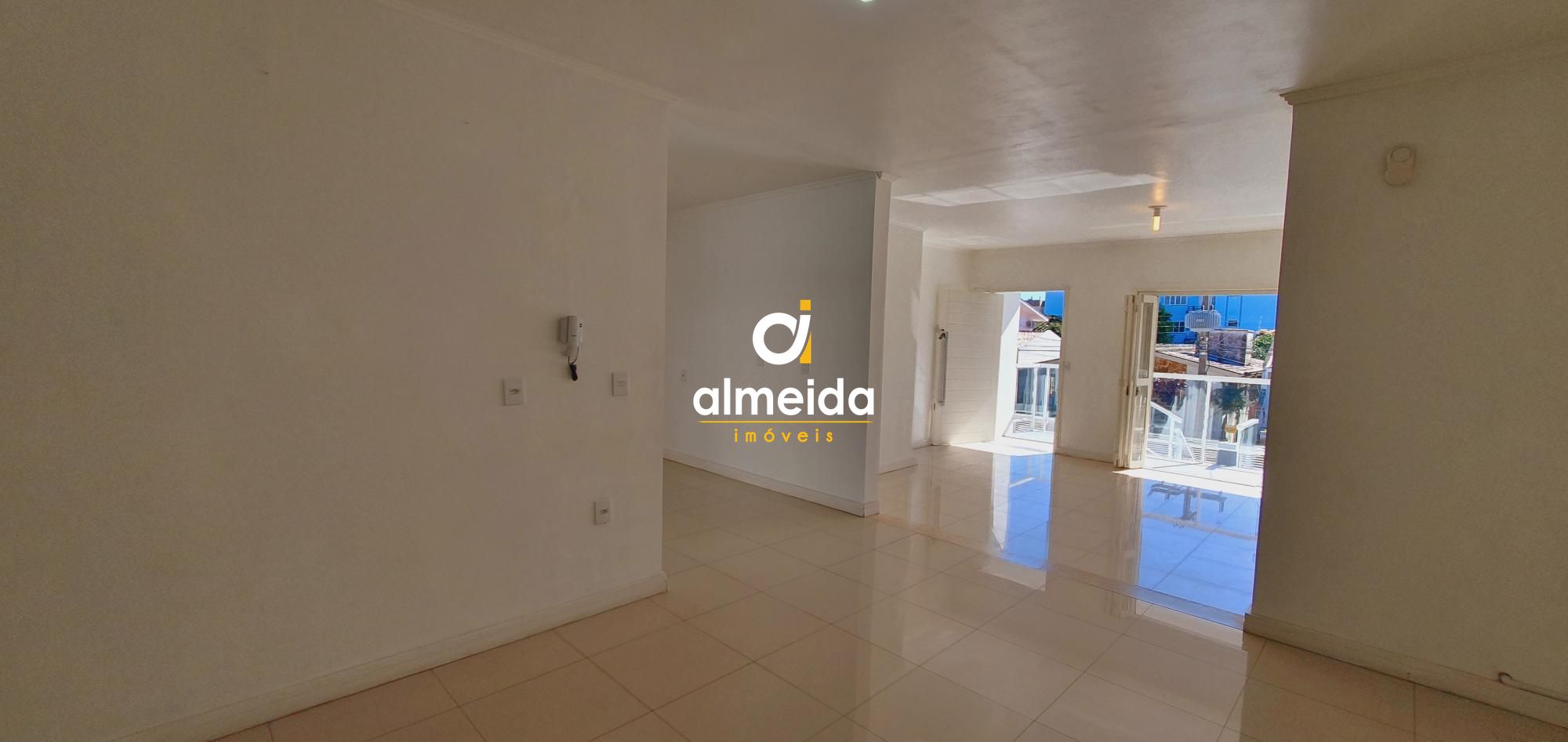 Casa maravilhosa no bairro duque com piscina