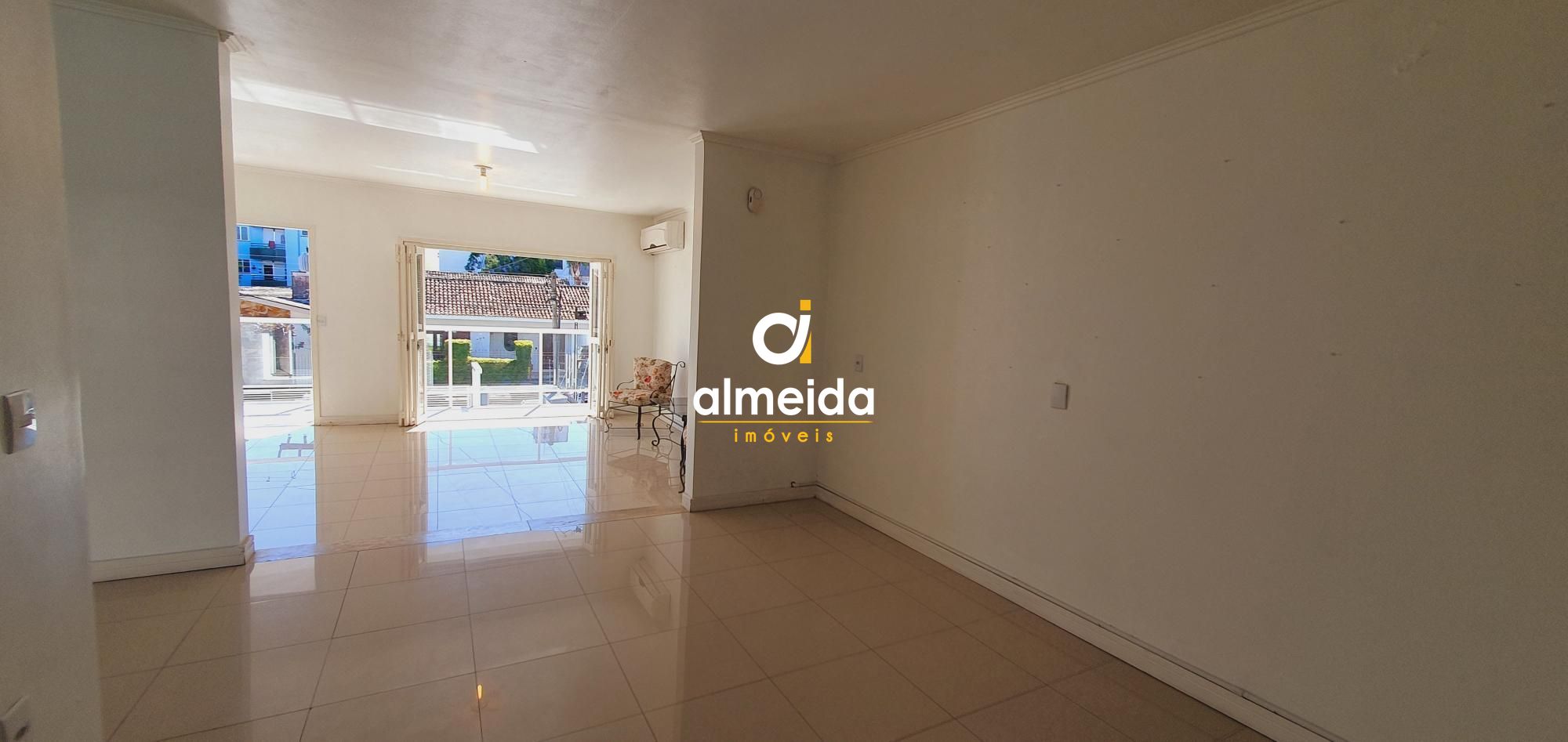 Casa maravilhosa no bairro duque com piscina