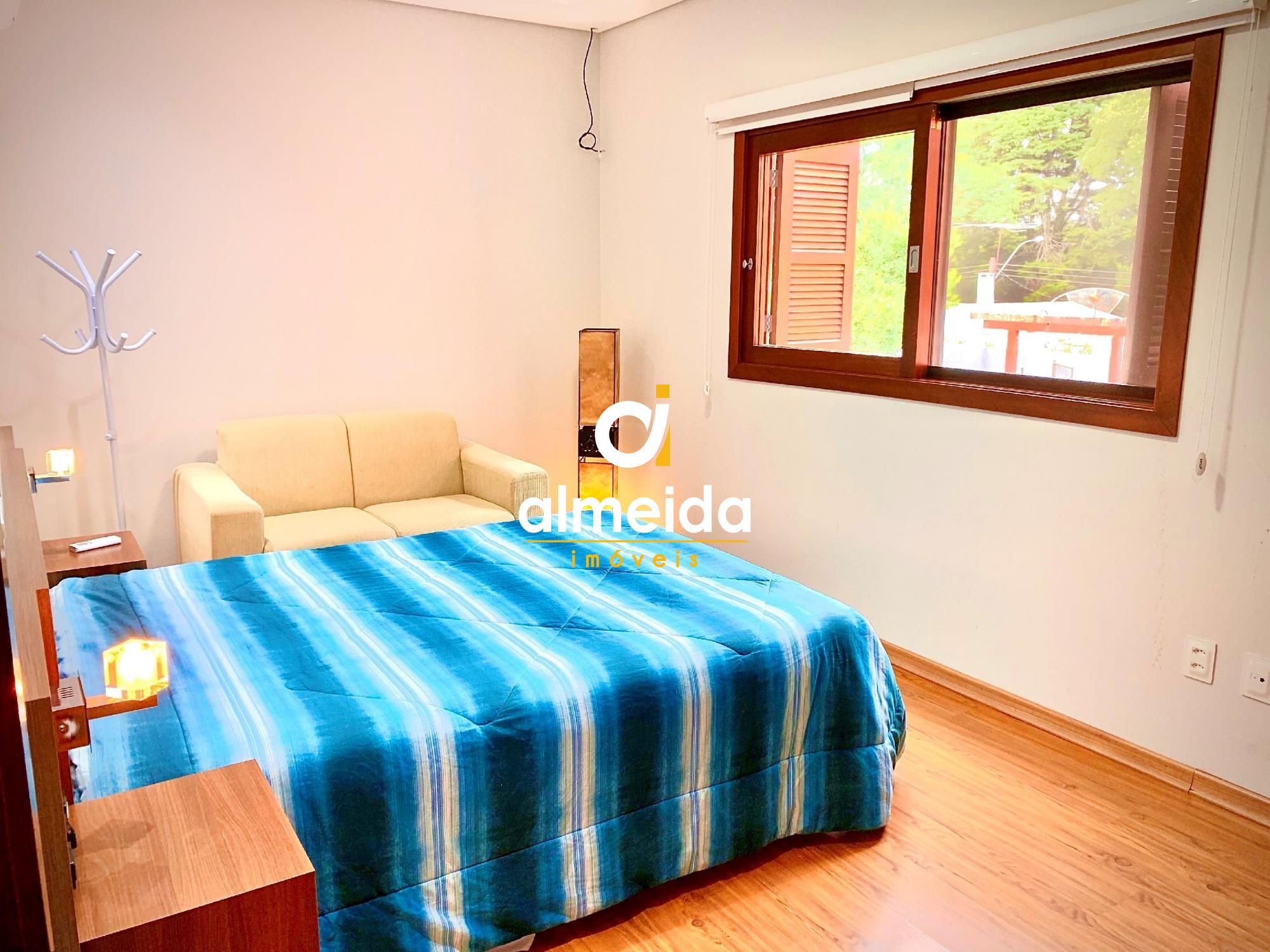 Casa à venda com 4 quartos, 350m² - Foto 49