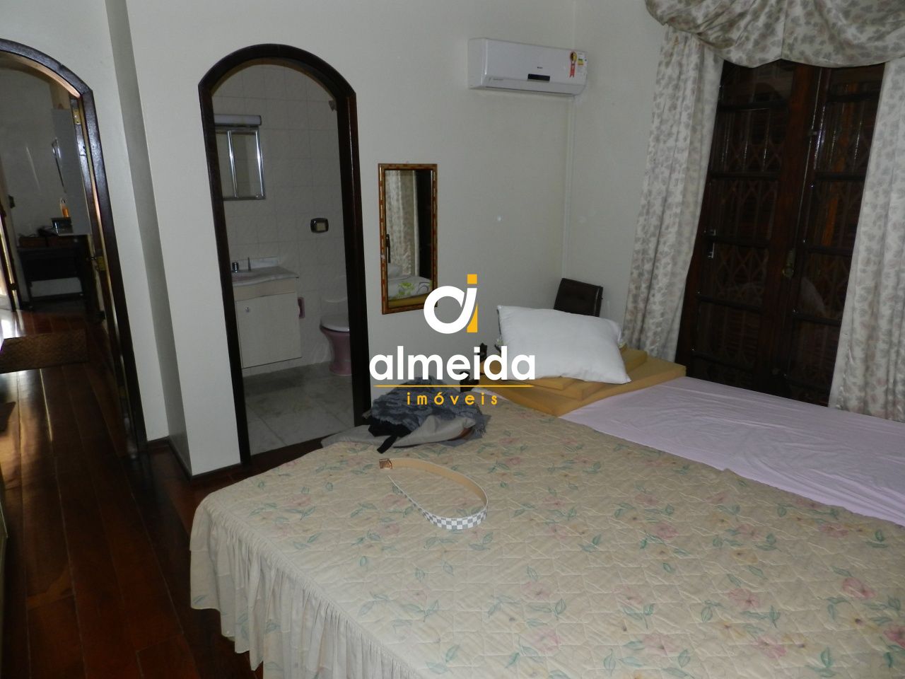 Casa de Condomínio à venda com 3 quartos, 448m² - Foto 45