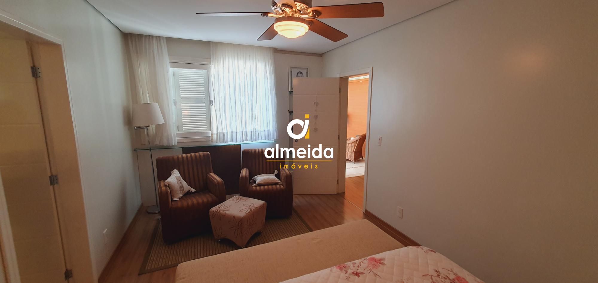 Casa de Condomínio à venda com 3 quartos, 360m² - Foto 30