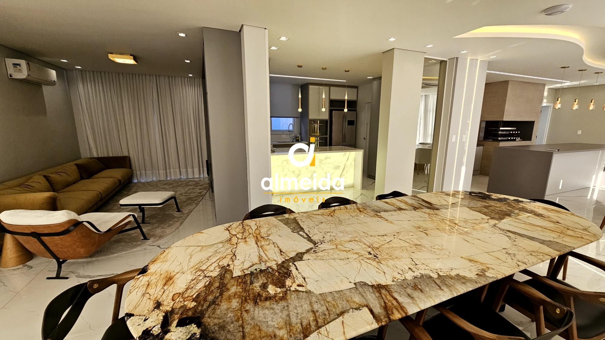 Maravilhosa residência no condomínio bauhaus