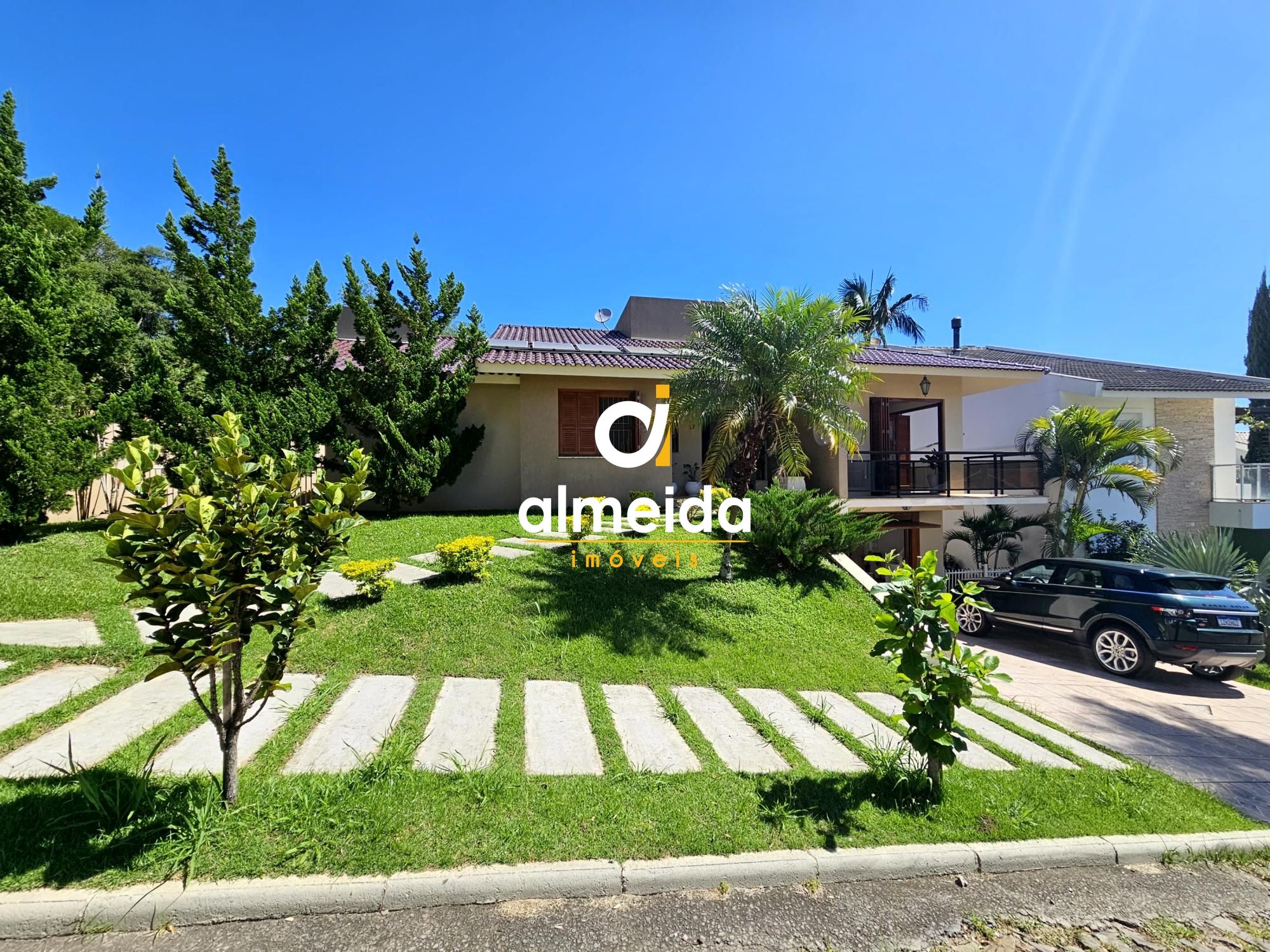 Excelente casa no condominio fechado montes verdes.