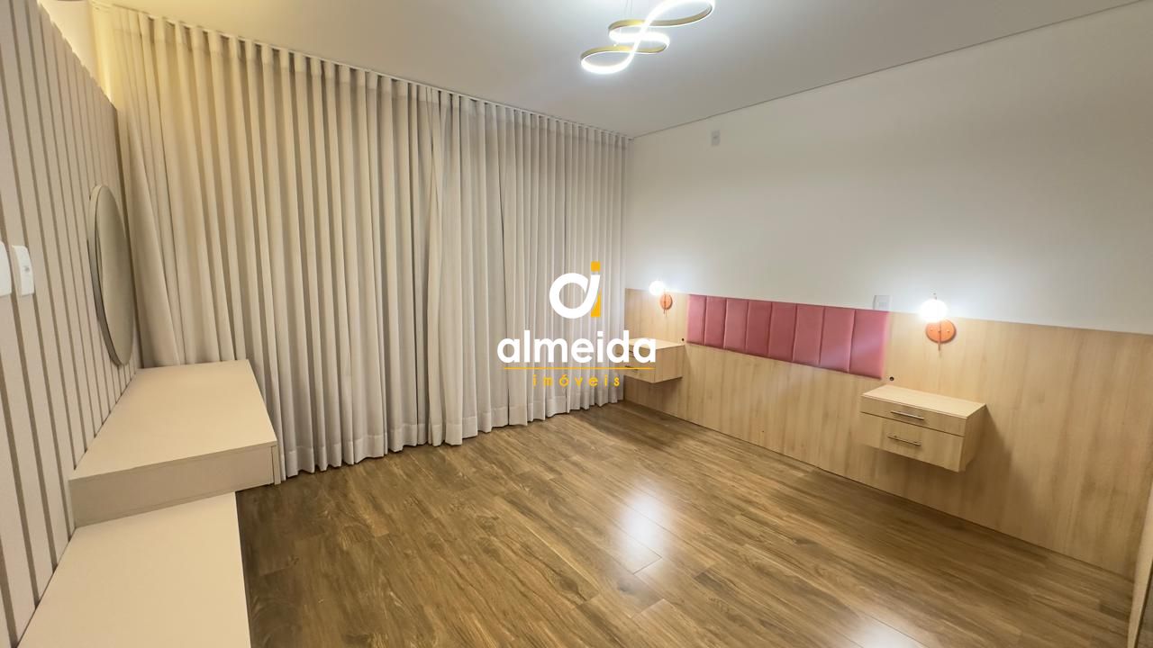 Maravilhosa casa pronta para morar em condomínio fechado