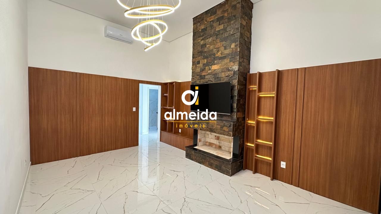 Maravilhosa casa pronta para morar em condomínio fechado