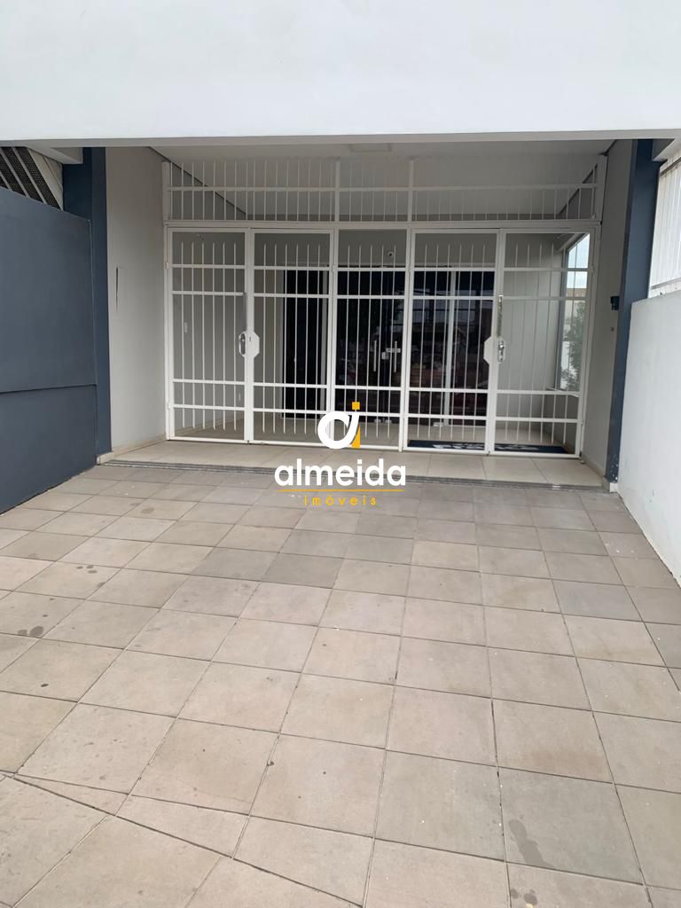 Amplo apartamento em ótimo condomínio de santa maria!