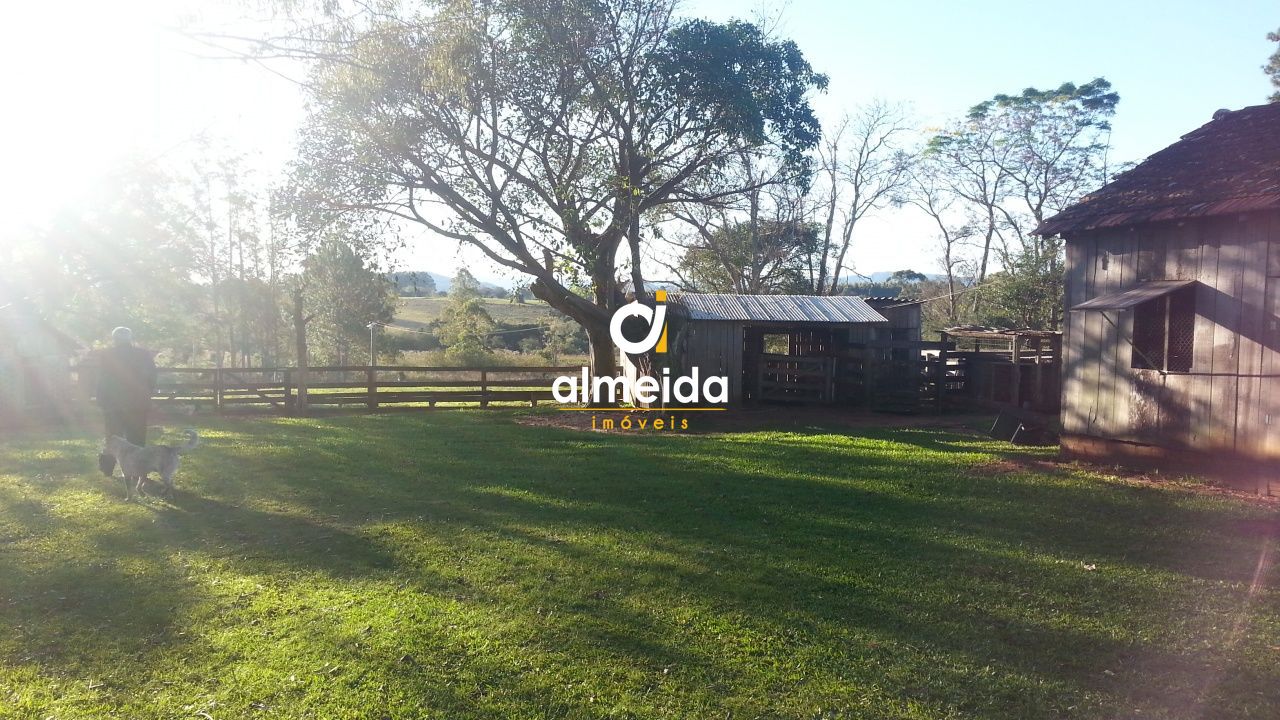Chácara à venda com 3 quartos, 687000000m² - Foto 24