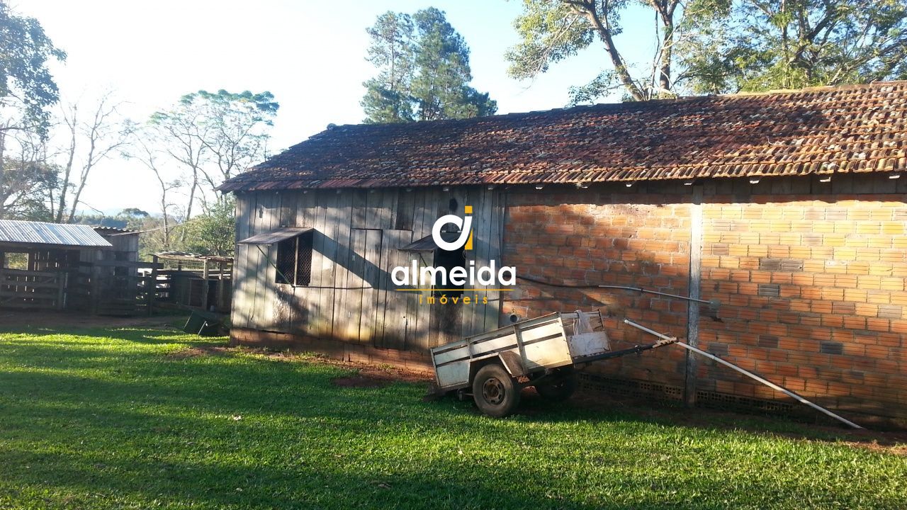 Chácara à venda com 3 quartos, 687000000m² - Foto 22