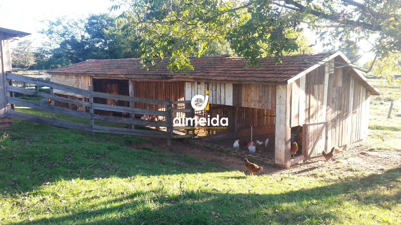 Chácara à venda com 3 quartos, 687000000m² - Foto 34