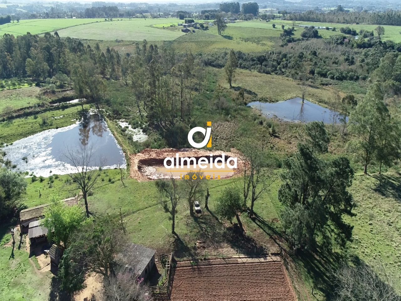 Fazenda à venda com 3 quartos, 687000000m² - Foto 3