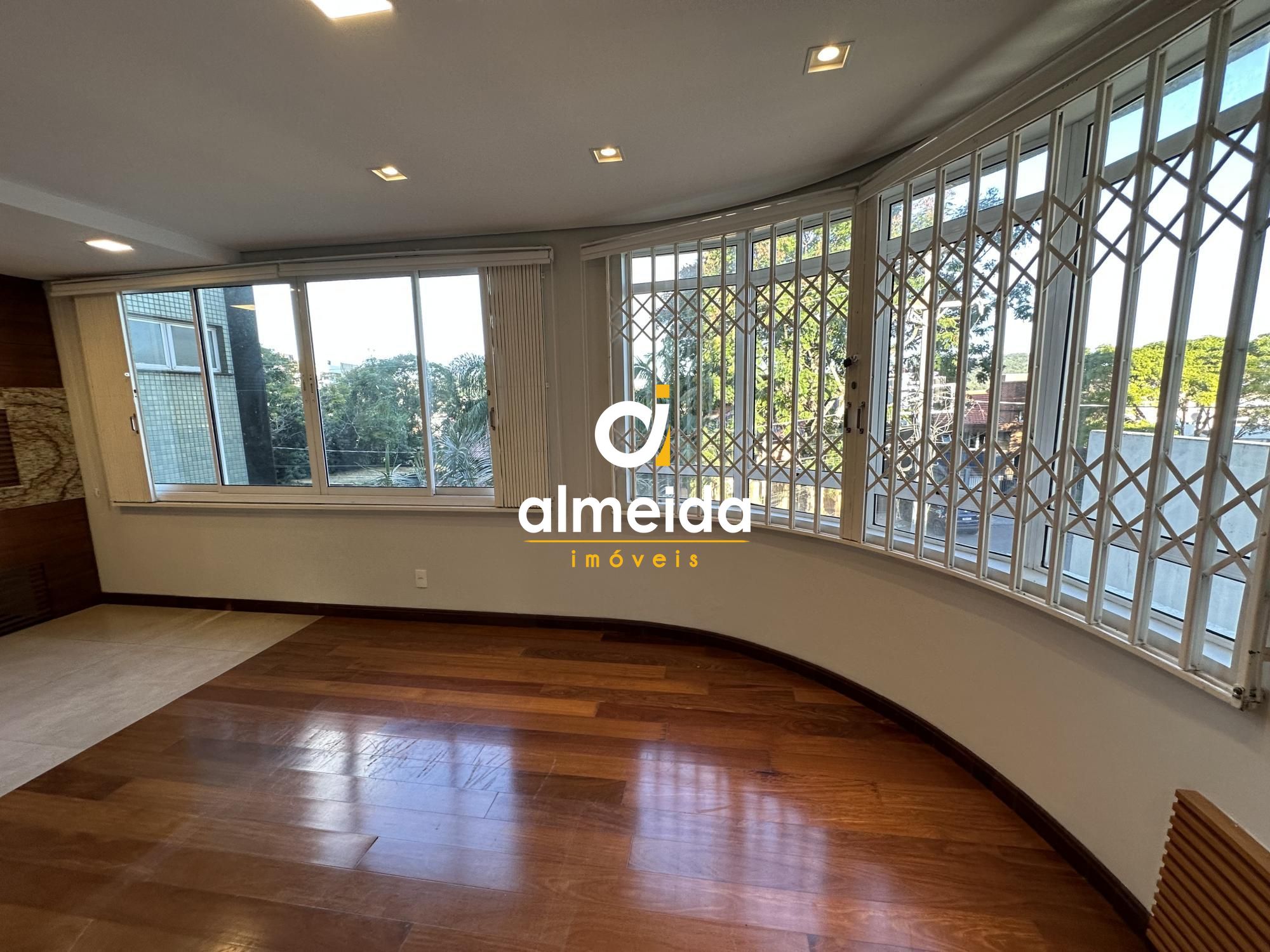 Apartamento à venda com 3 quartos, 221m² - Foto 32