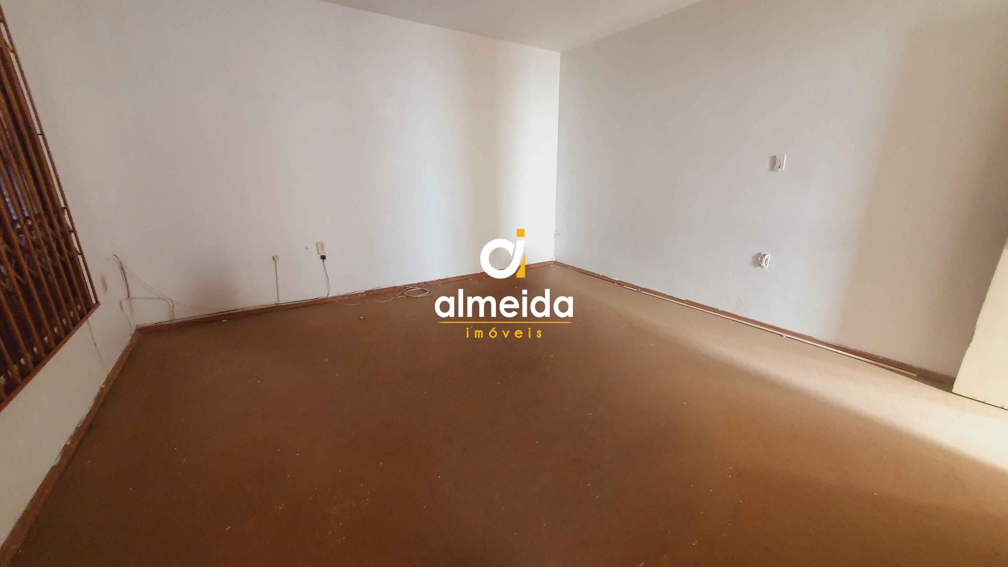 Casa à venda com 2 quartos, 150m² - Foto 20