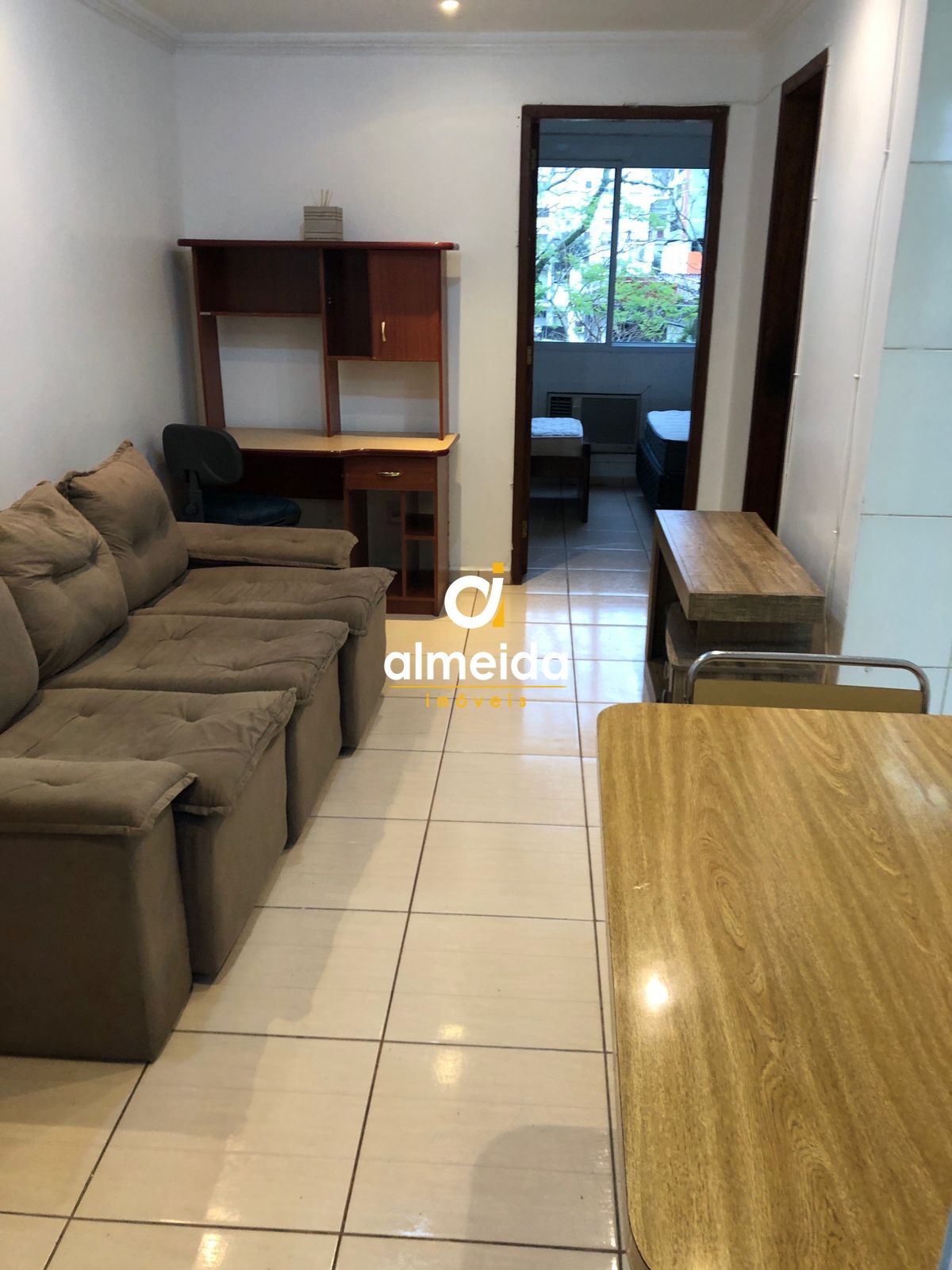 Apartamento à venda com 2 quartos, 64m² - Foto 3