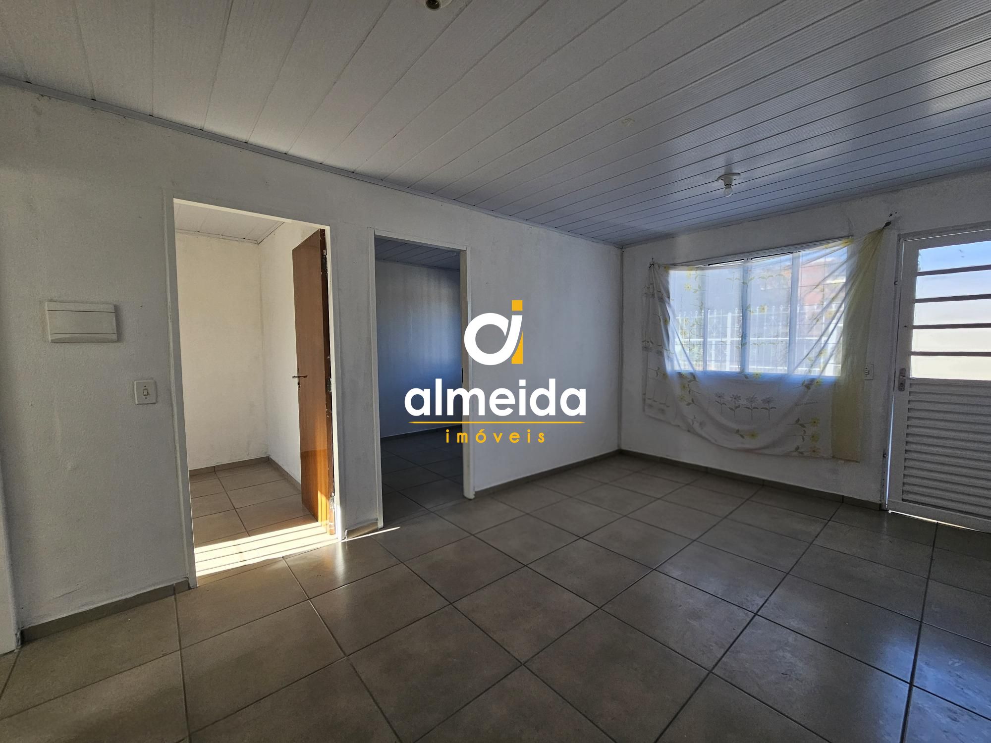 Casa 2 dormitórios à venda diácono joão luiz pozzobon santa 