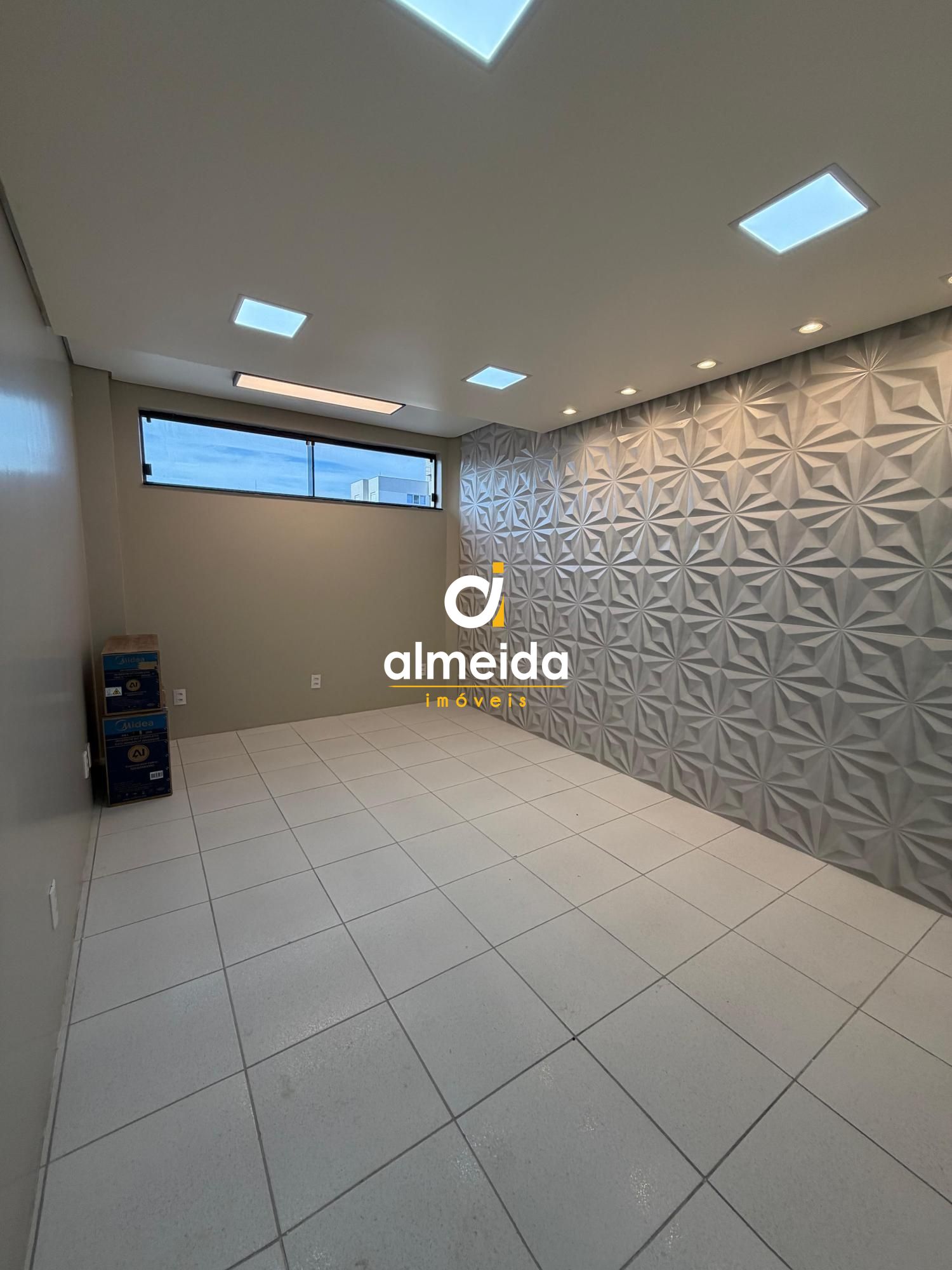 Sala comercial no bairro nossa senhora de lourdes santa mari