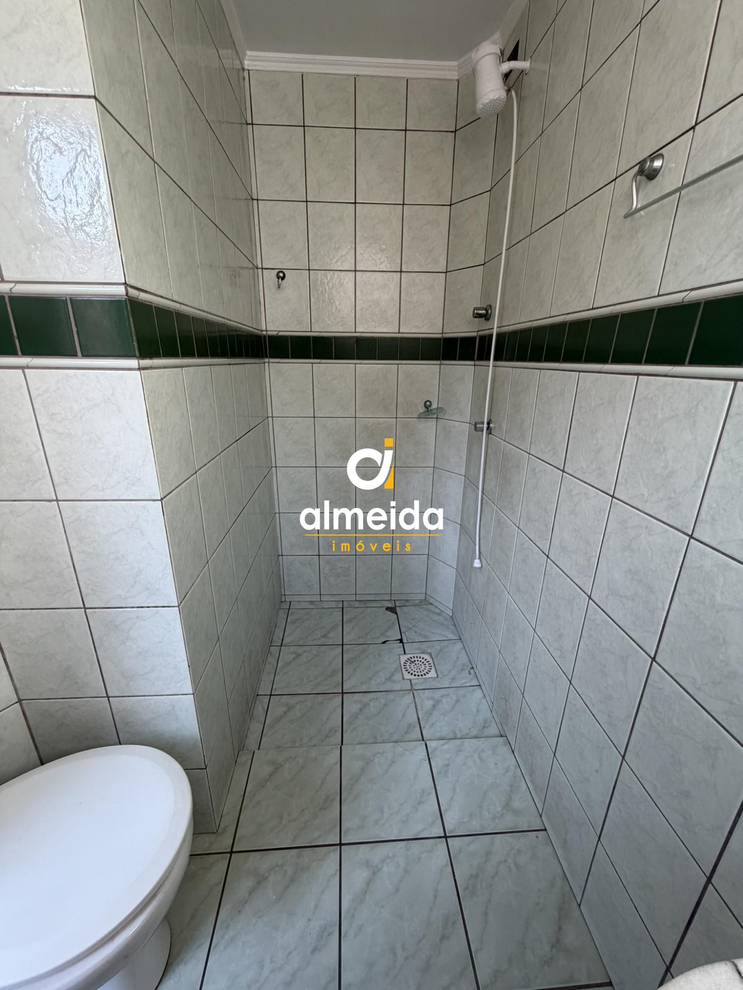 Apartamento 1 domitorio, churrasqueira, no centro.