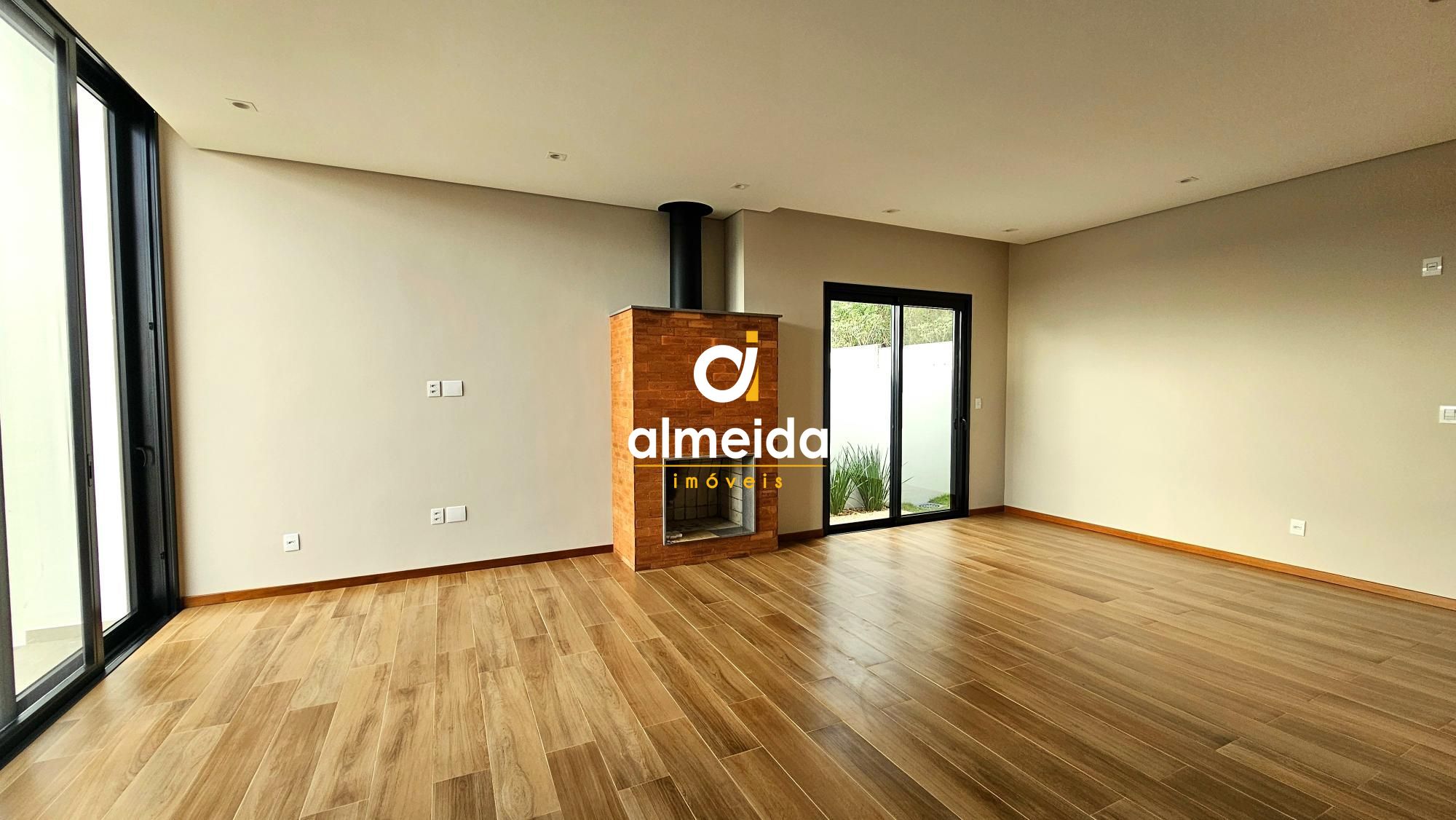 Casa à venda com 3 quartos, 195m² - Foto 7