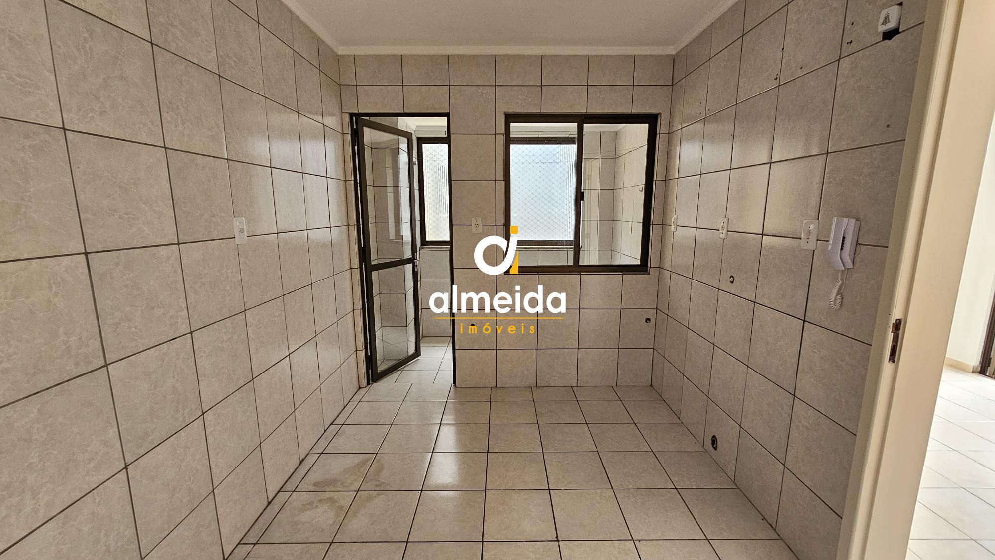 Apartamento à venda com 2 quartos, 79m² - Foto 11