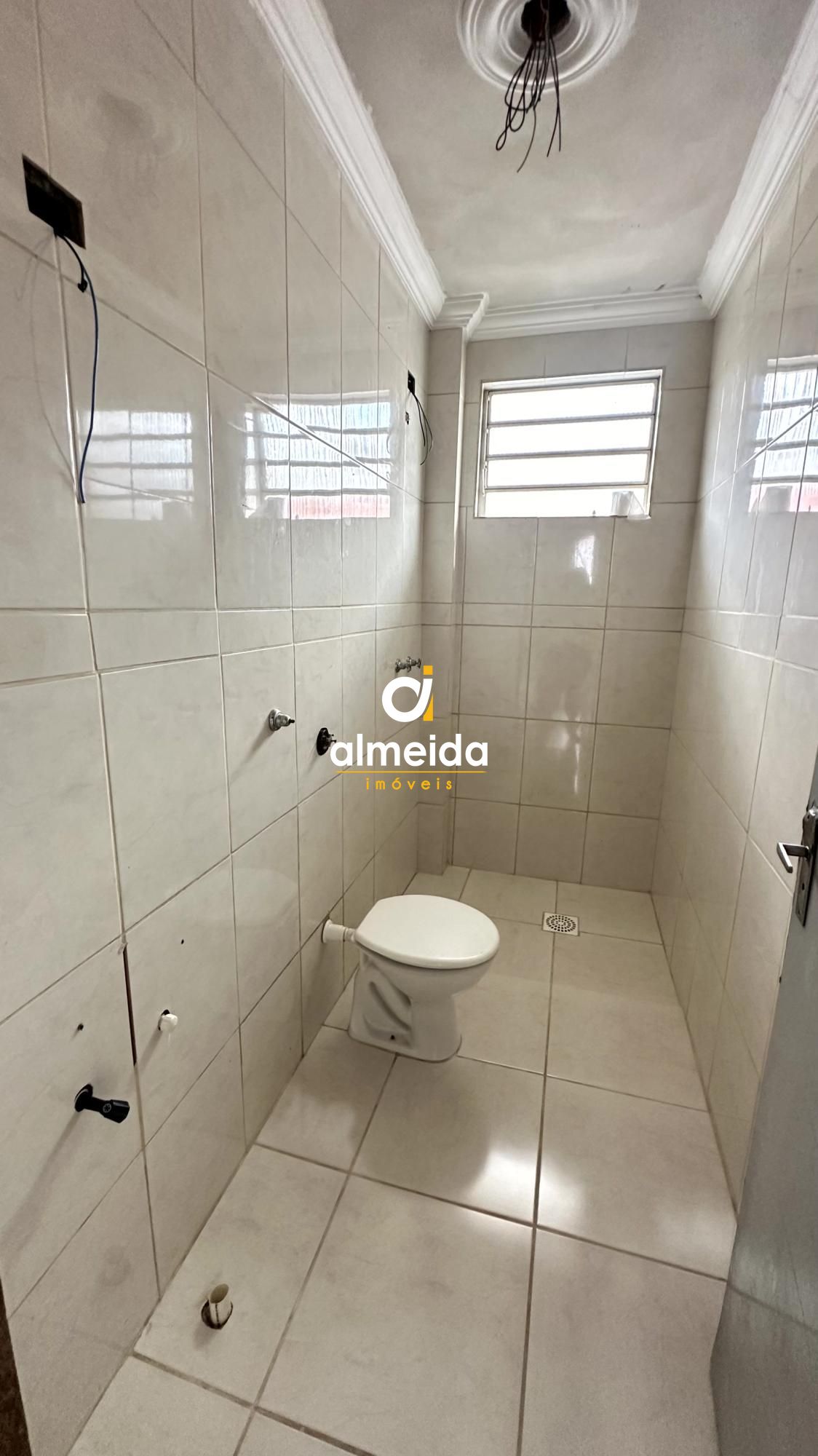 Casa Comercial à venda com 8 quartos, 500m² - Foto 29