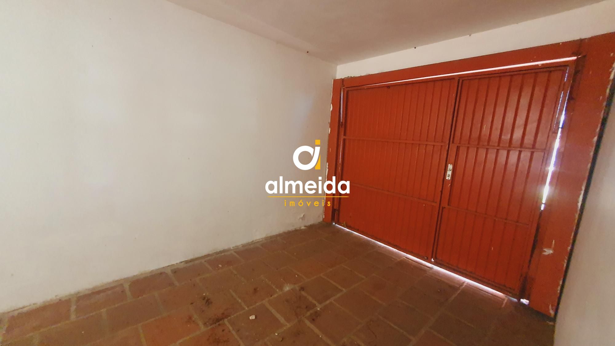 Casa à venda com 2 quartos, 150m² - Foto 15