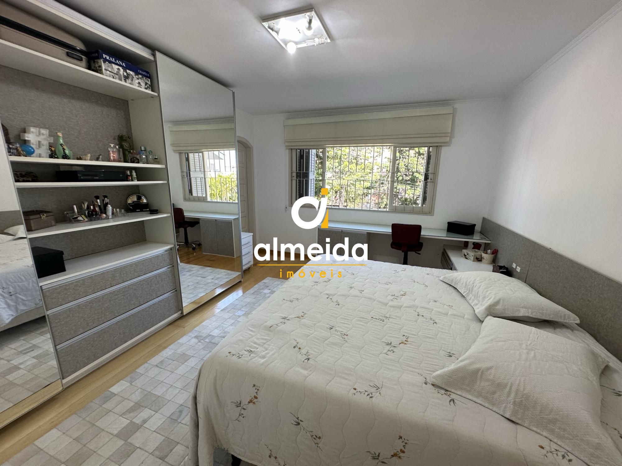 Casa à venda com 4 quartos, 421m² - Foto 42