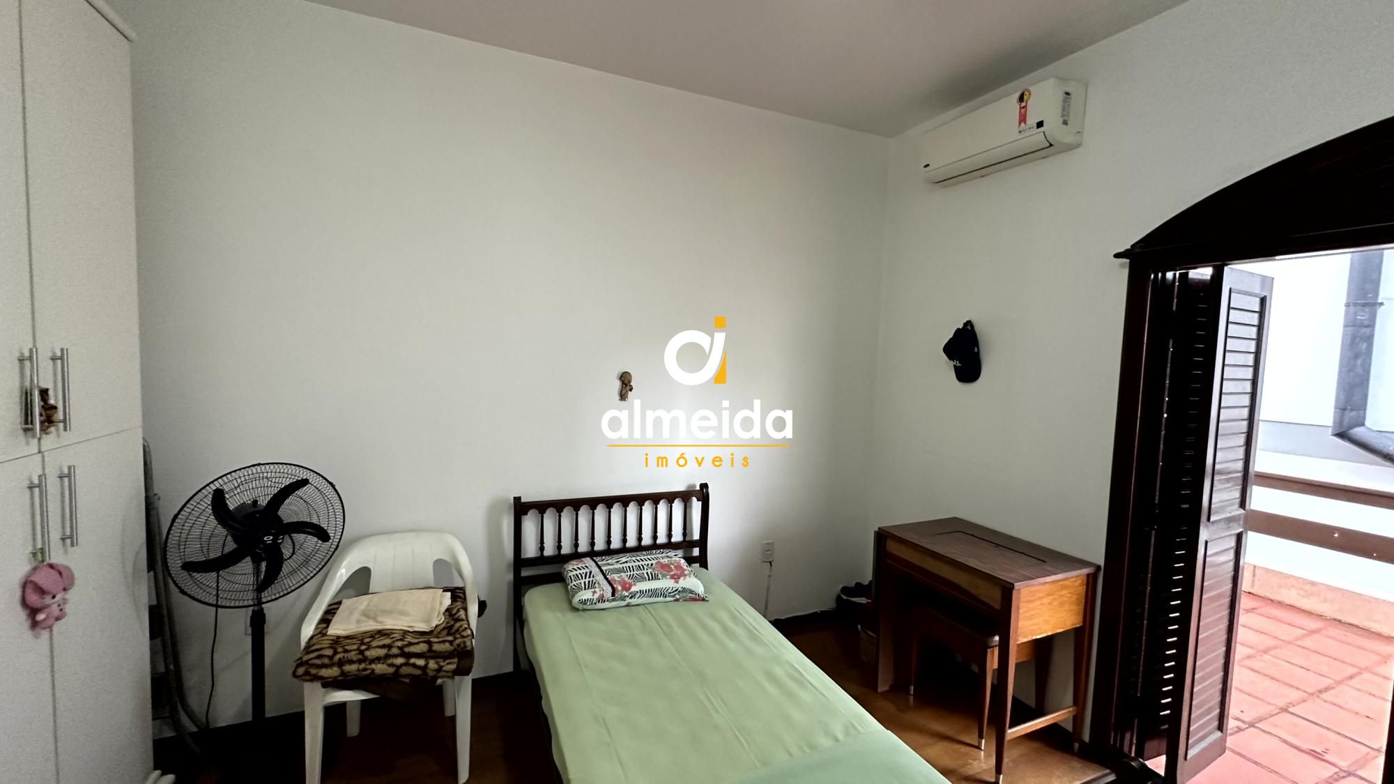 Casa, 5 quartos, 299 m² - Foto 33