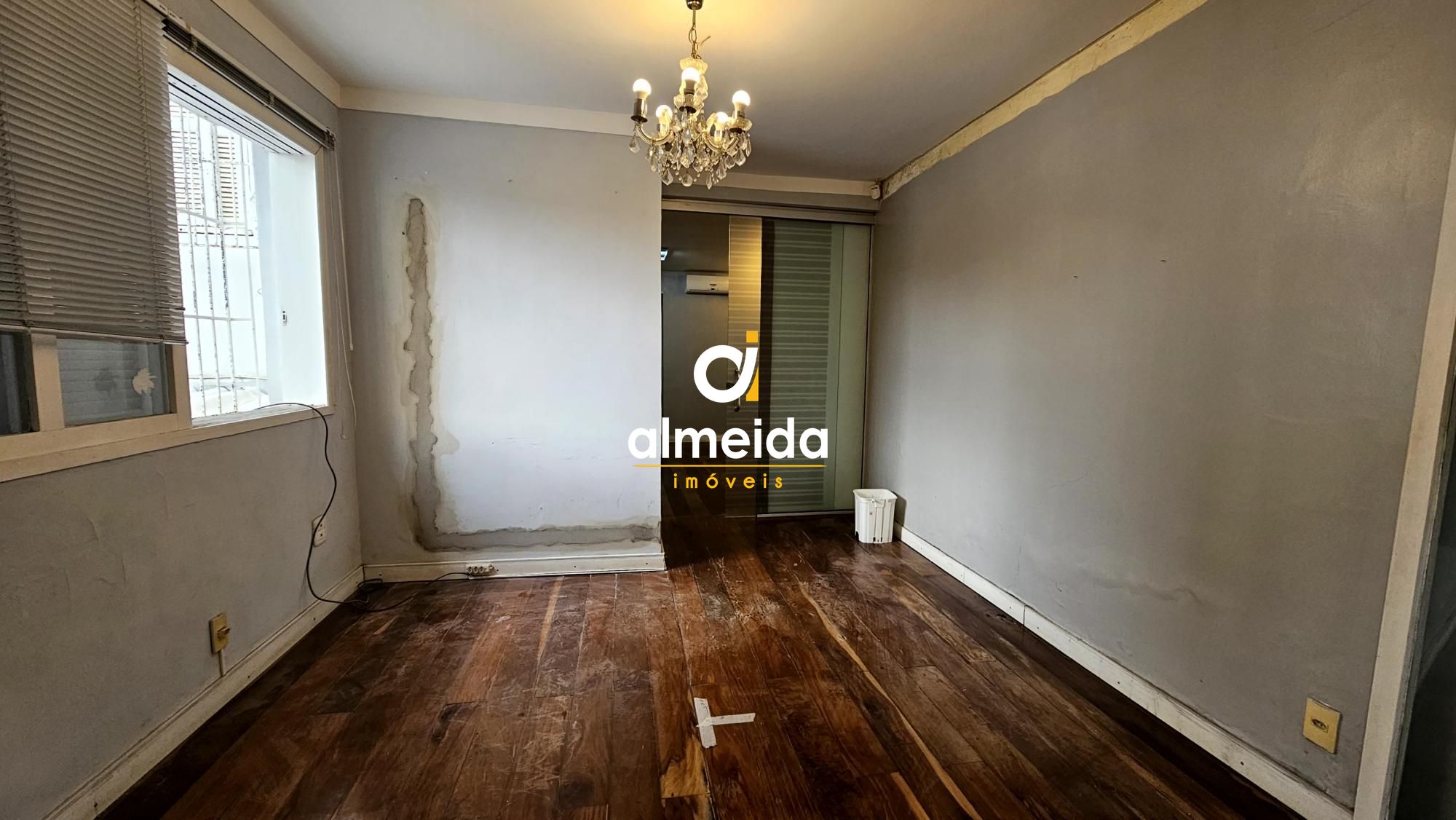 Casa comercial no bairro nossa senhora de lourdes na cidade 
