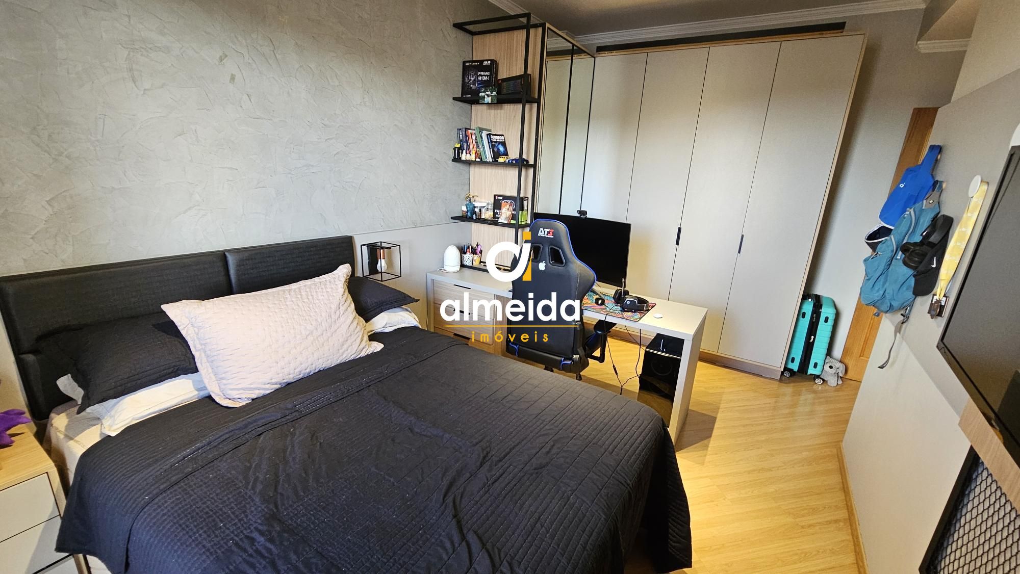 Apartamento à venda com 3 quartos, 137m² - Foto 20